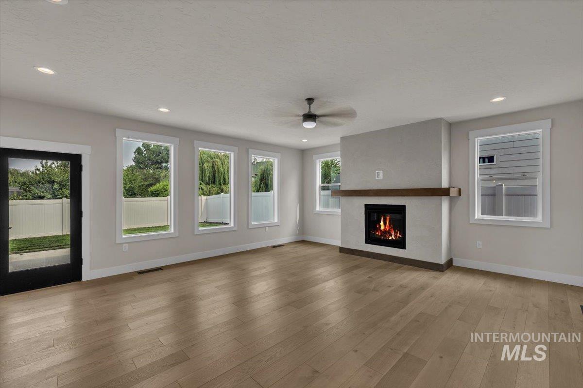 72 S Ravine Way, Nampa, Idaho 83687, 3 Bedrooms, 2.5 Bathrooms, Residential For Sale, Price $595,000,MLS 98995913