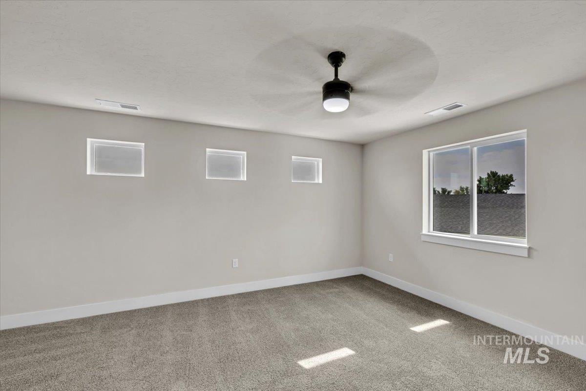 72 S Ravine Way, Nampa, Idaho 83687, 3 Bedrooms, 2.5 Bathrooms, Residential For Sale, Price $595,000,MLS 98995913