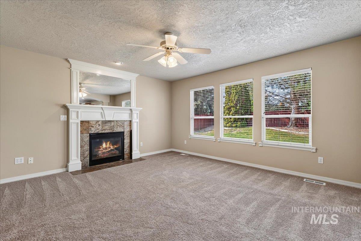 2710 W Crossland, Meridian, Idaho 83646, 4 Bedrooms, 2.5 Bathrooms, Residential For Sale, Price $550,000,MLS 98995915