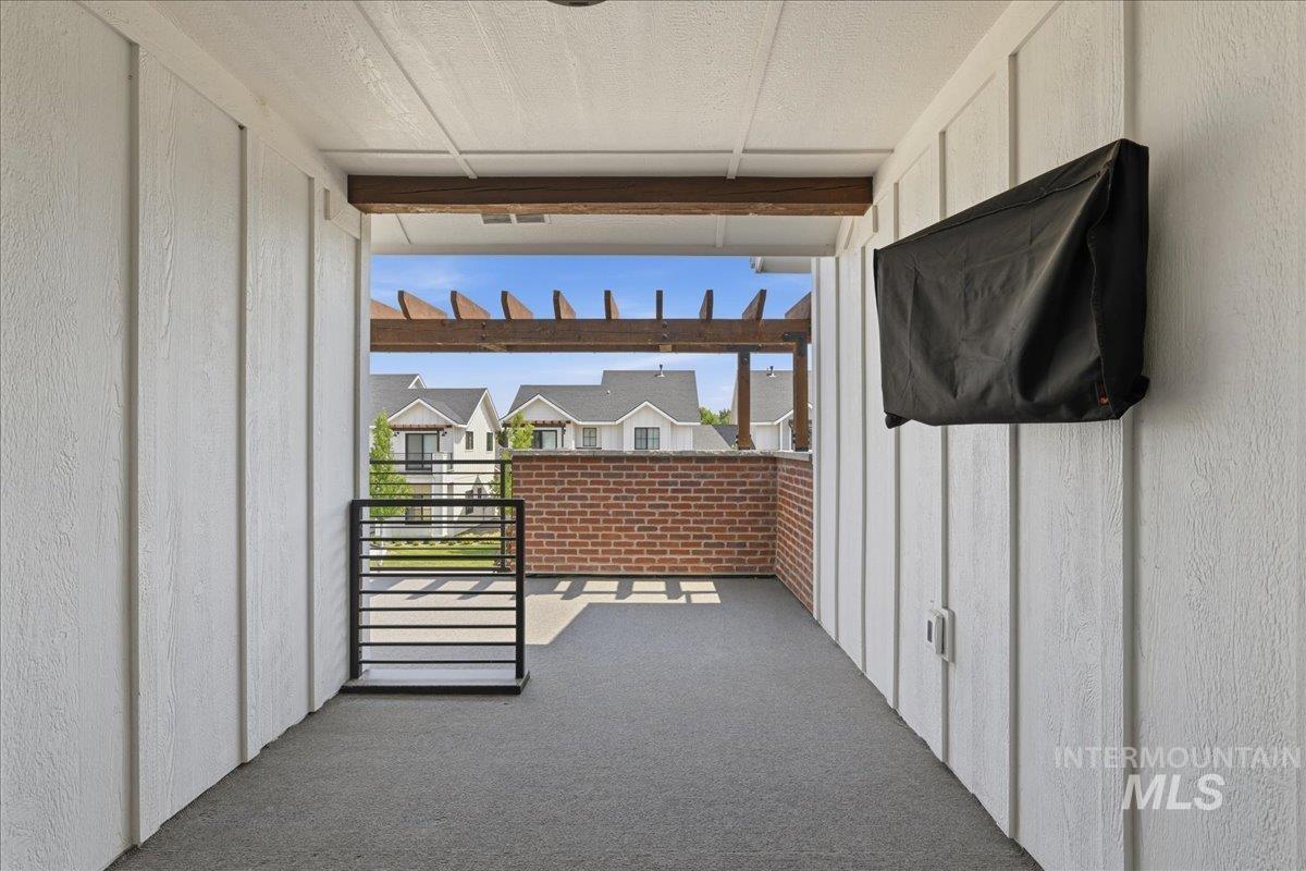 6639 N Asissi LN, Meridian, Idaho 83646, 3 Bedrooms, 3 Bathrooms, Residential For Sale, Price $635,000,MLS 98995920