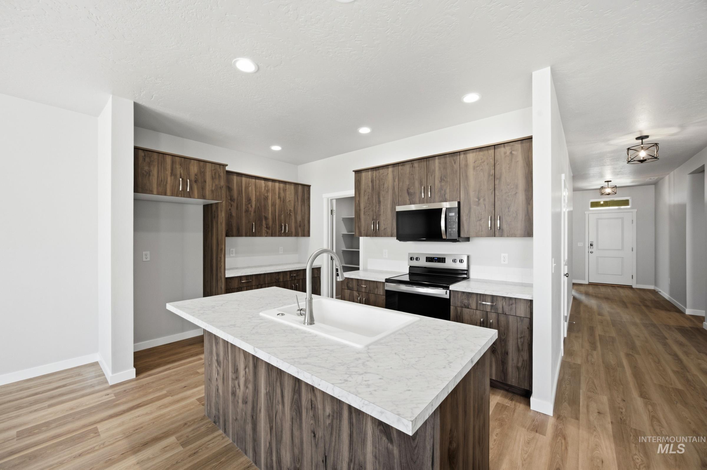 1674 Celina St, Middleton, Idaho 83644, 4 Bedrooms, 2 Bathrooms, Residential For Sale, Price $459,990,MLS 98995922