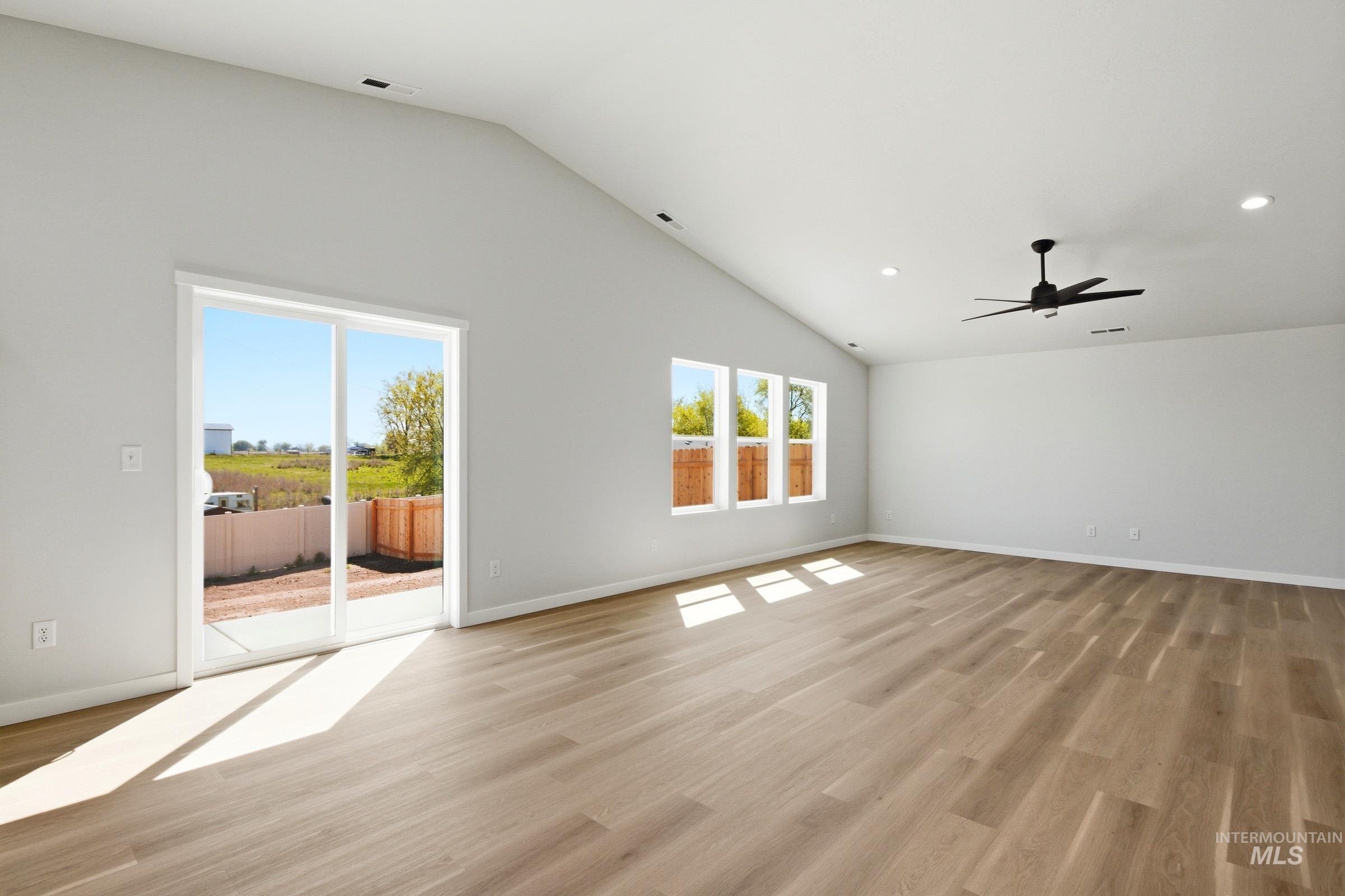 1655 Celina St, Middleton, Idaho 83644, 4 Bedrooms, 2 Bathrooms, Residential For Sale, Price $464,990,MLS 98995925