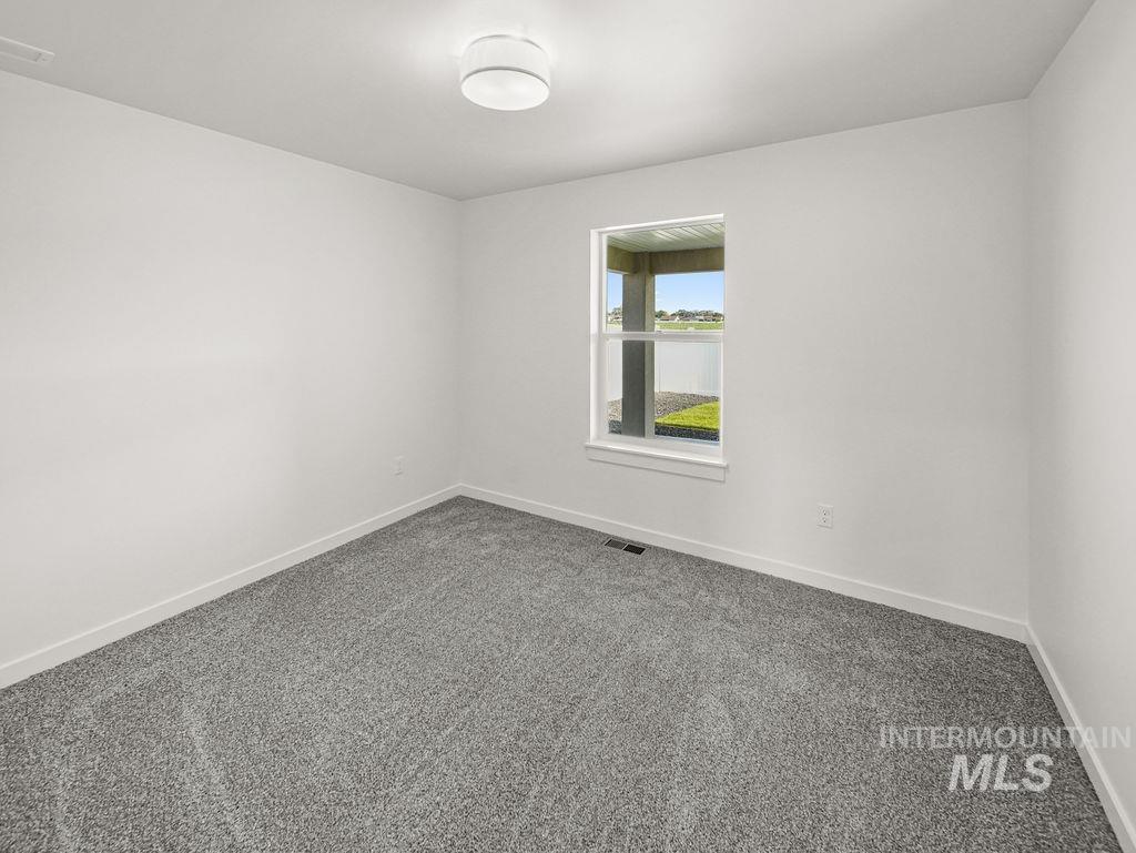 1243 Magic Rd, Twin Falls, Idaho 83301, 3 Bedrooms, 2 Bathrooms, Residential For Sale, Price $457,500,MLS 98995934