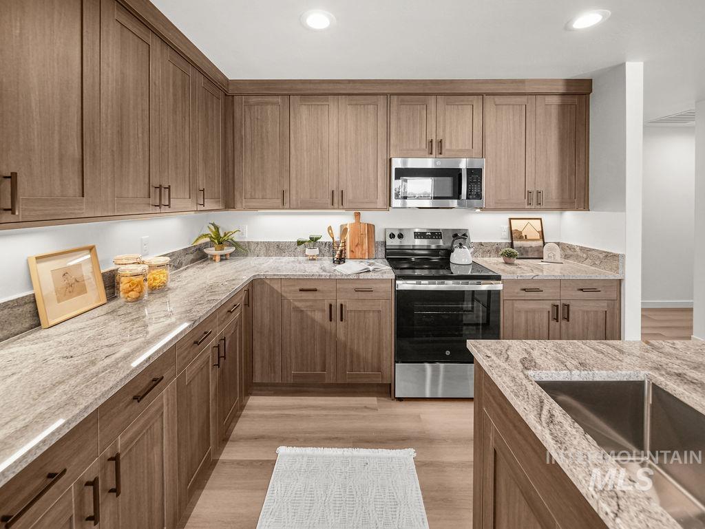 1243 Magic Rd, Twin Falls, Idaho 83301, 3 Bedrooms, 2 Bathrooms, Residential For Sale, Price $457,500,MLS 98995934