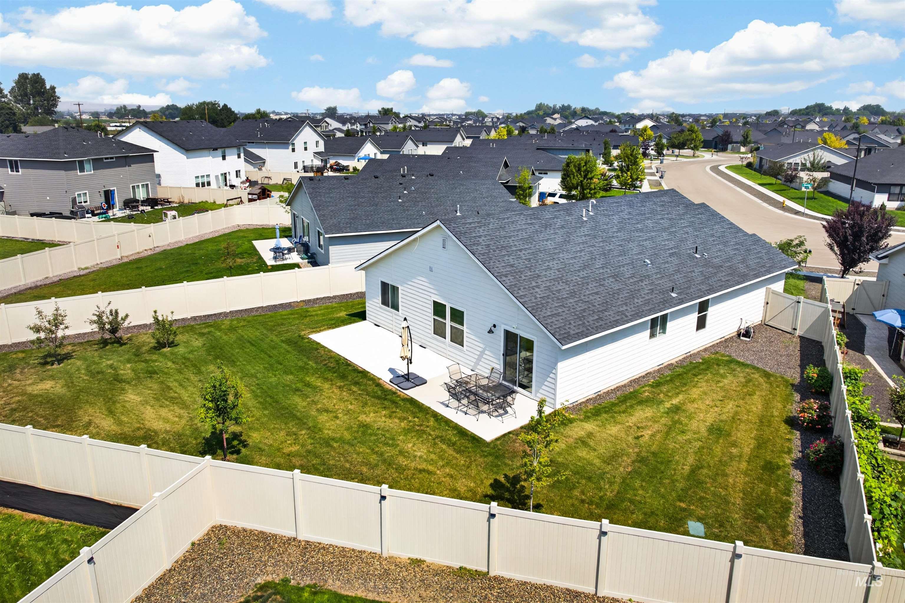 8399 E Mourtan, Nampa, Idaho 83687, 4 Bedrooms, 2 Bathrooms, Residential For Sale, Price $419,000,MLS 98995944