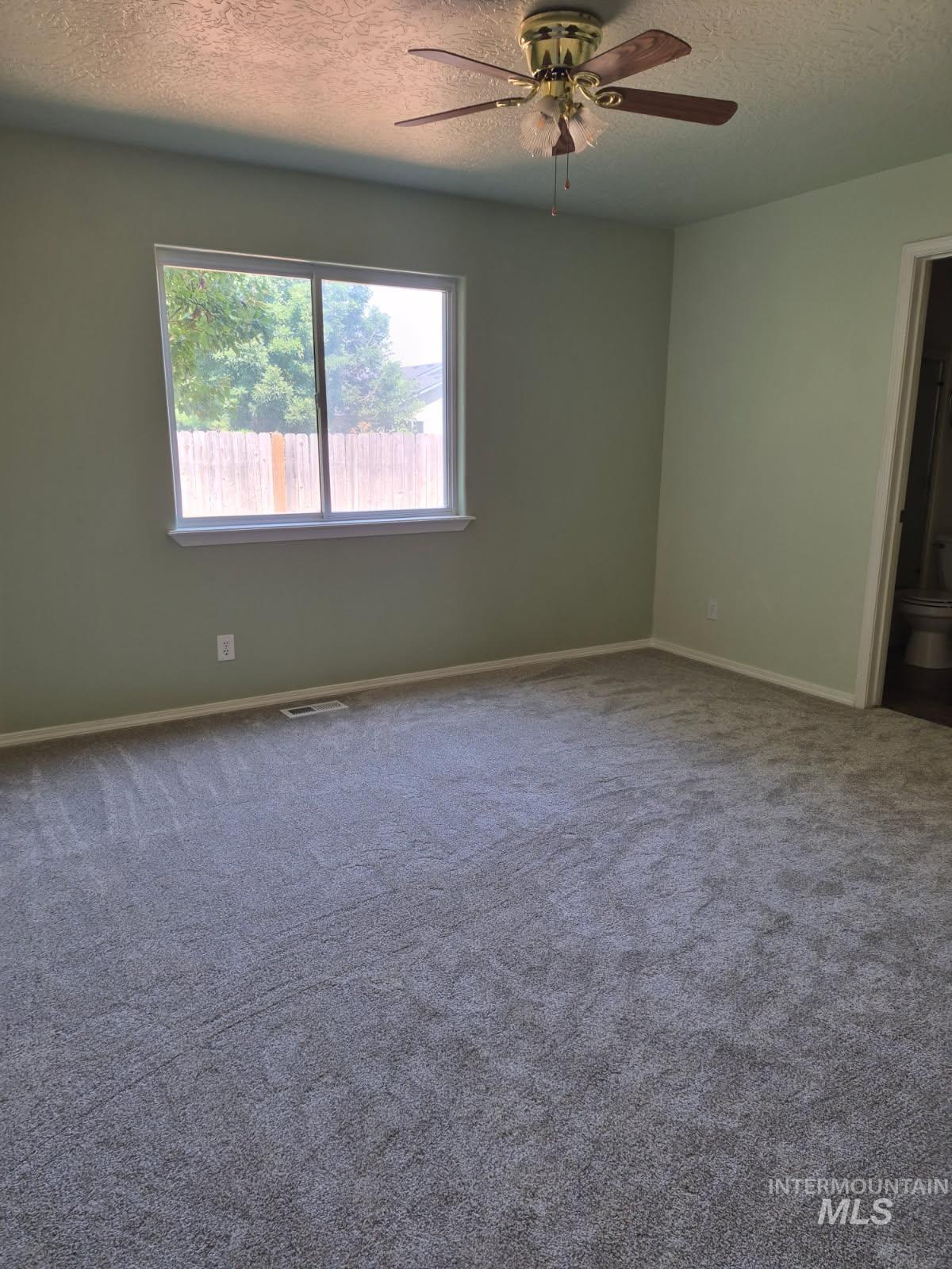 946 Johnson Dr, Middleton, Idaho 83644, 3 Bedrooms, 2 Bathrooms, Residential For Sale, Price $354,900,MLS 98995954