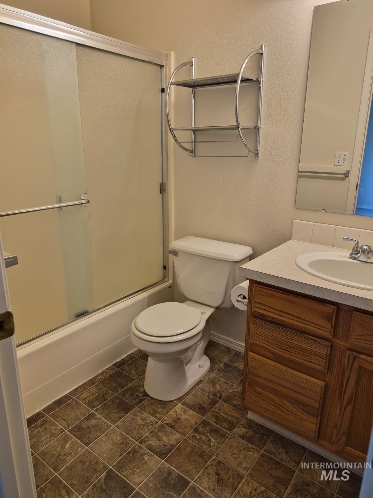 946 Johnson Dr, Middleton, Idaho 83644, 3 Bedrooms, 2 Bathrooms, Residential For Sale, Price $354,900,MLS 98995954