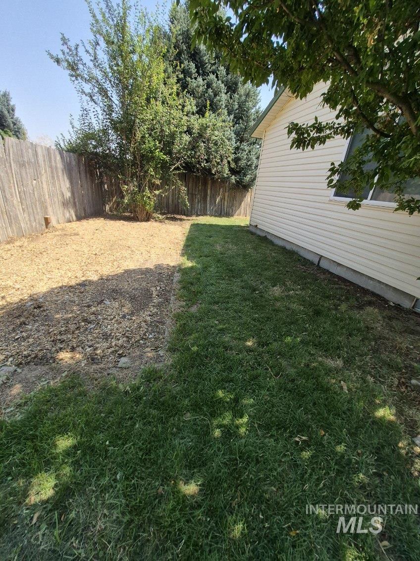 946 Johnson Dr, Middleton, Idaho 83644, 3 Bedrooms, 2 Bathrooms, Residential For Sale, Price $354,900,MLS 98995954