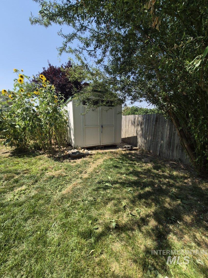 946 Johnson Dr, Middleton, Idaho 83644, 3 Bedrooms, 2 Bathrooms, Residential For Sale, Price $354,900,MLS 98995954