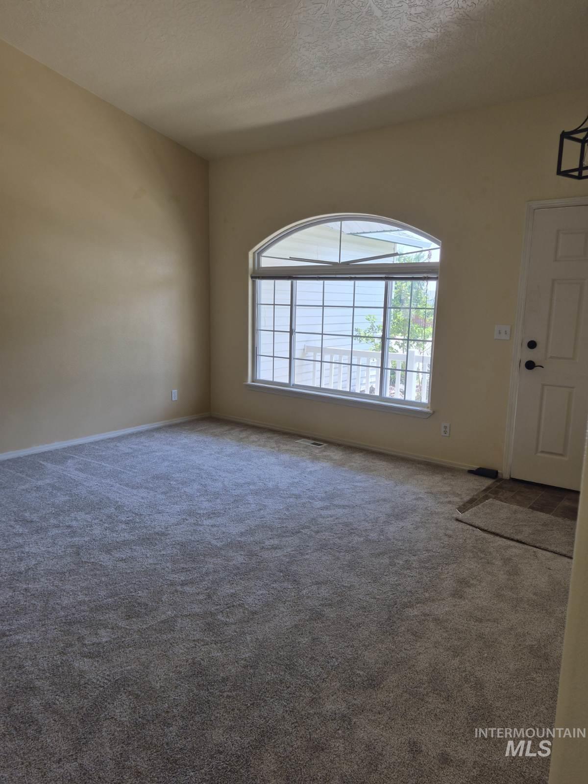 946 Johnson Dr, Middleton, Idaho 83644, 3 Bedrooms, 2 Bathrooms, Residential For Sale, Price $354,900,MLS 98995954