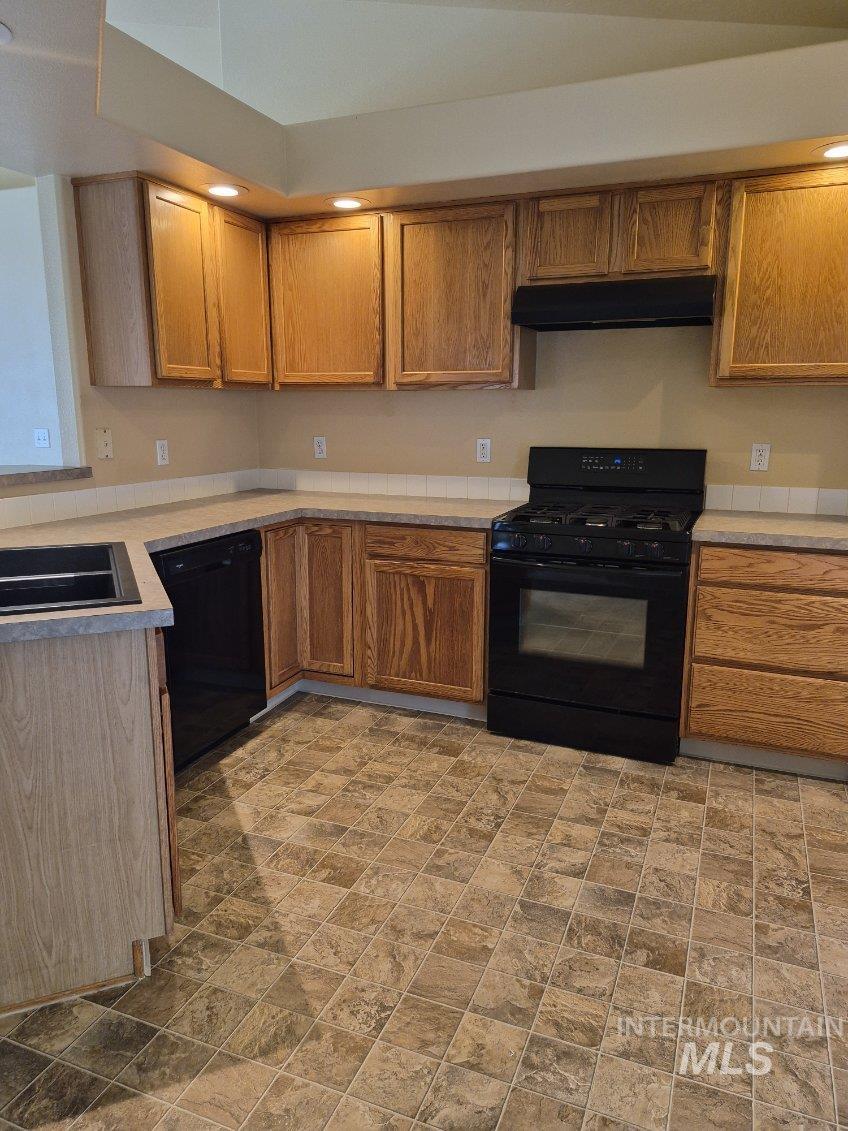 946 Johnson Dr, Middleton, Idaho 83644, 3 Bedrooms, 2 Bathrooms, Residential For Sale, Price $354,900,MLS 98995954