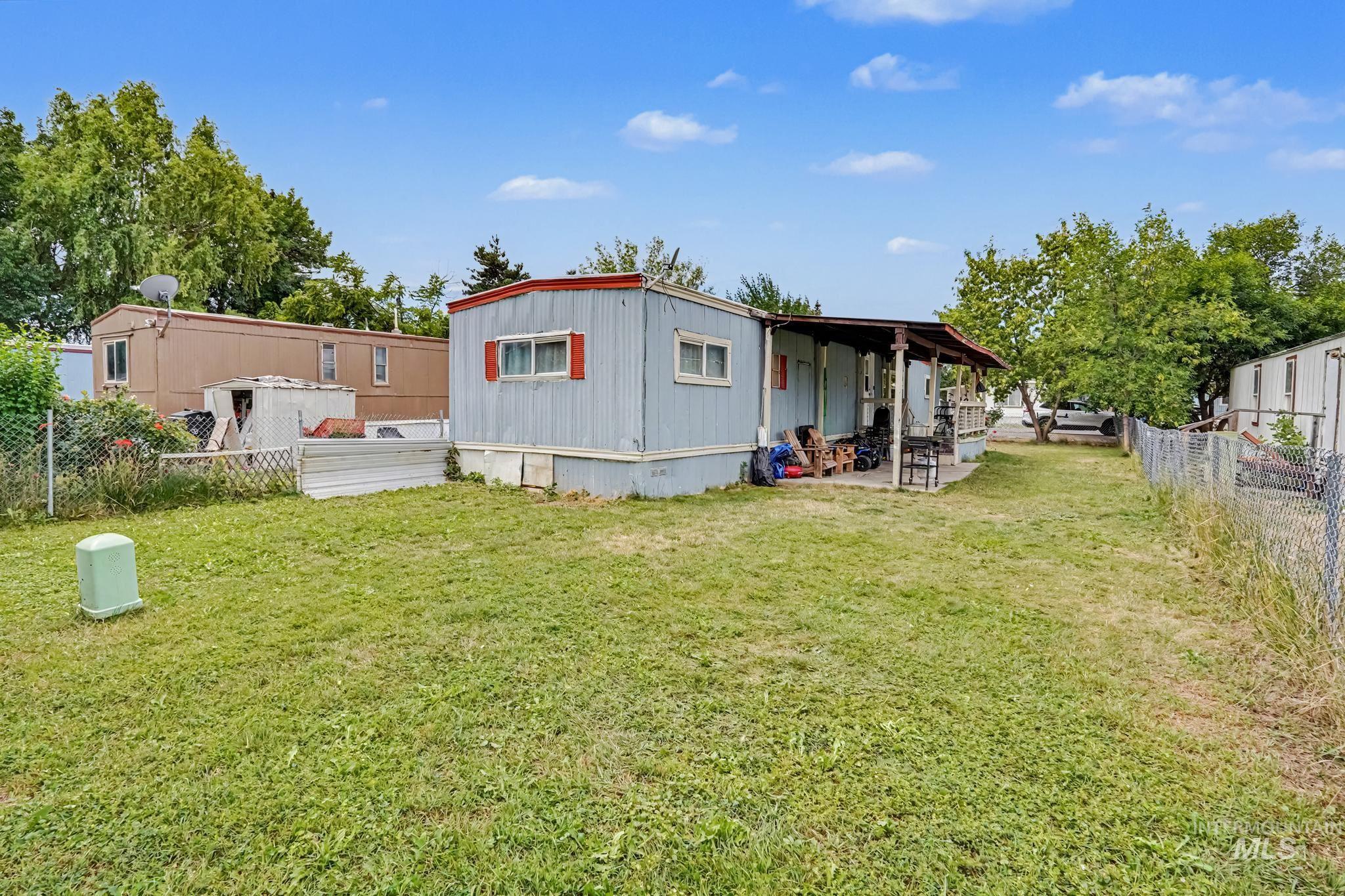 1214 N Sable Ln, Boise, Idaho 83704, 3 Bedrooms, 2 Bathrooms, Residential For Sale, Price $114,990, 98995961