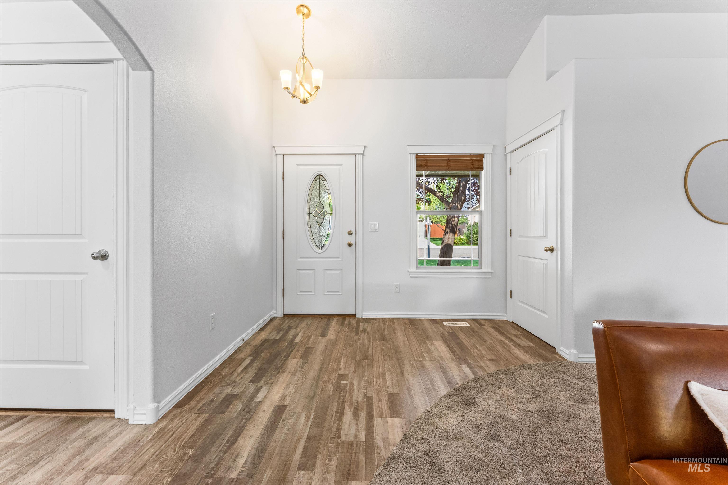 12521 W Mardia Street, Boise, Idaho 83709, 4 Bedrooms, 2 Bathrooms, Residential For Sale, Price $549,900,MLS 98995980