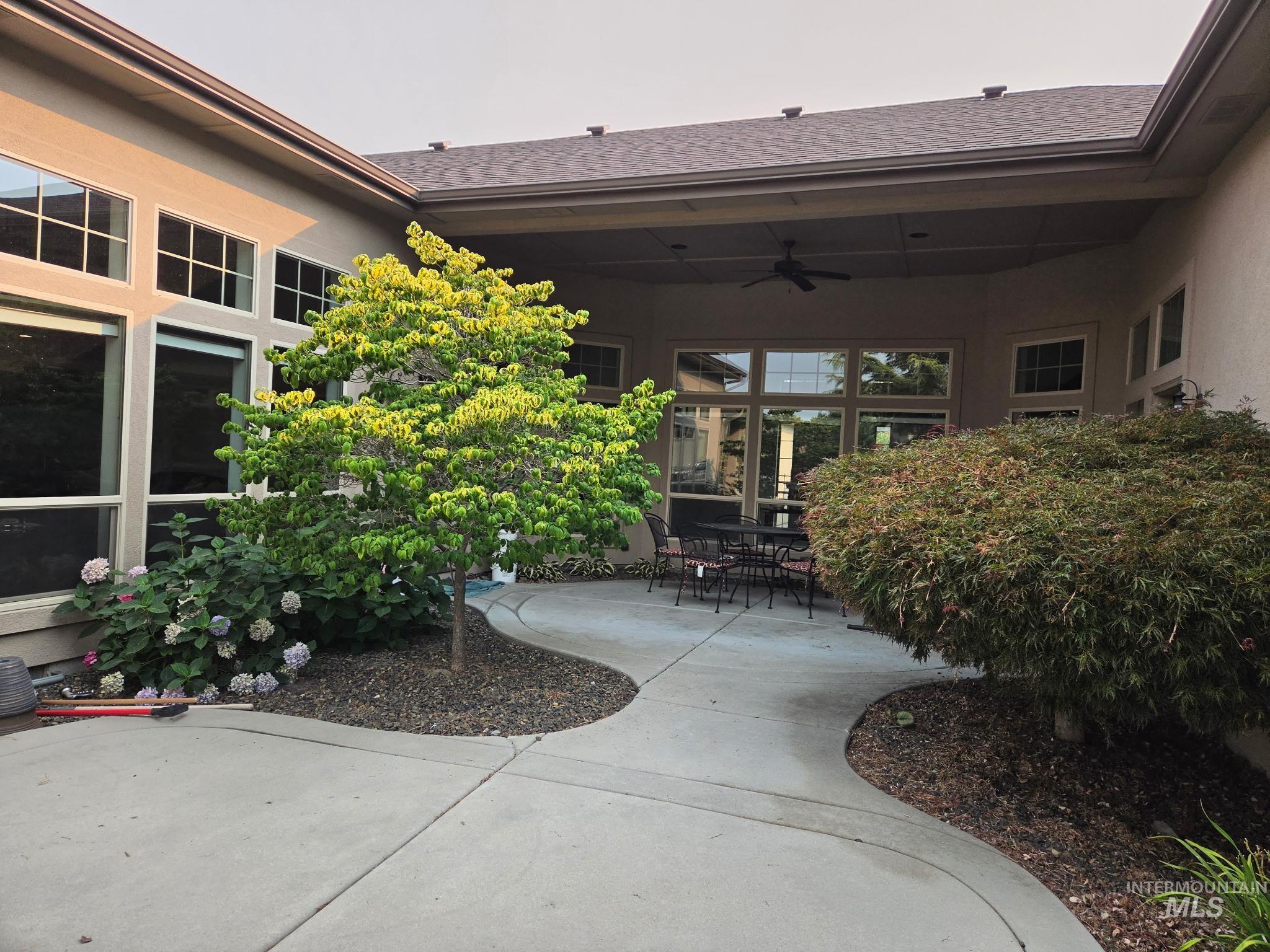 2612 E Lacewood Dr, Meridian, Idaho 83646, 4 Bedrooms, 3.5 Bathrooms, Rental For Rent, Price $4,200,MLS 98995991