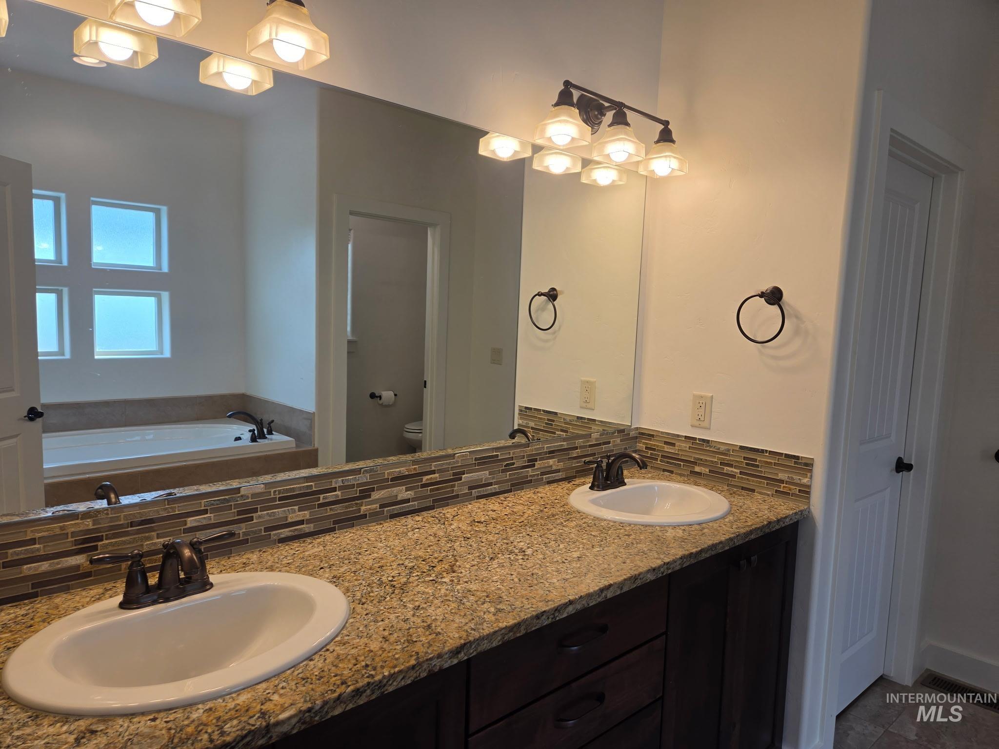 2612 E Lacewood Dr, Meridian, Idaho 83646, 4 Bedrooms, 3.5 Bathrooms, Rental For Rent, Price $4,200,MLS 98995991
