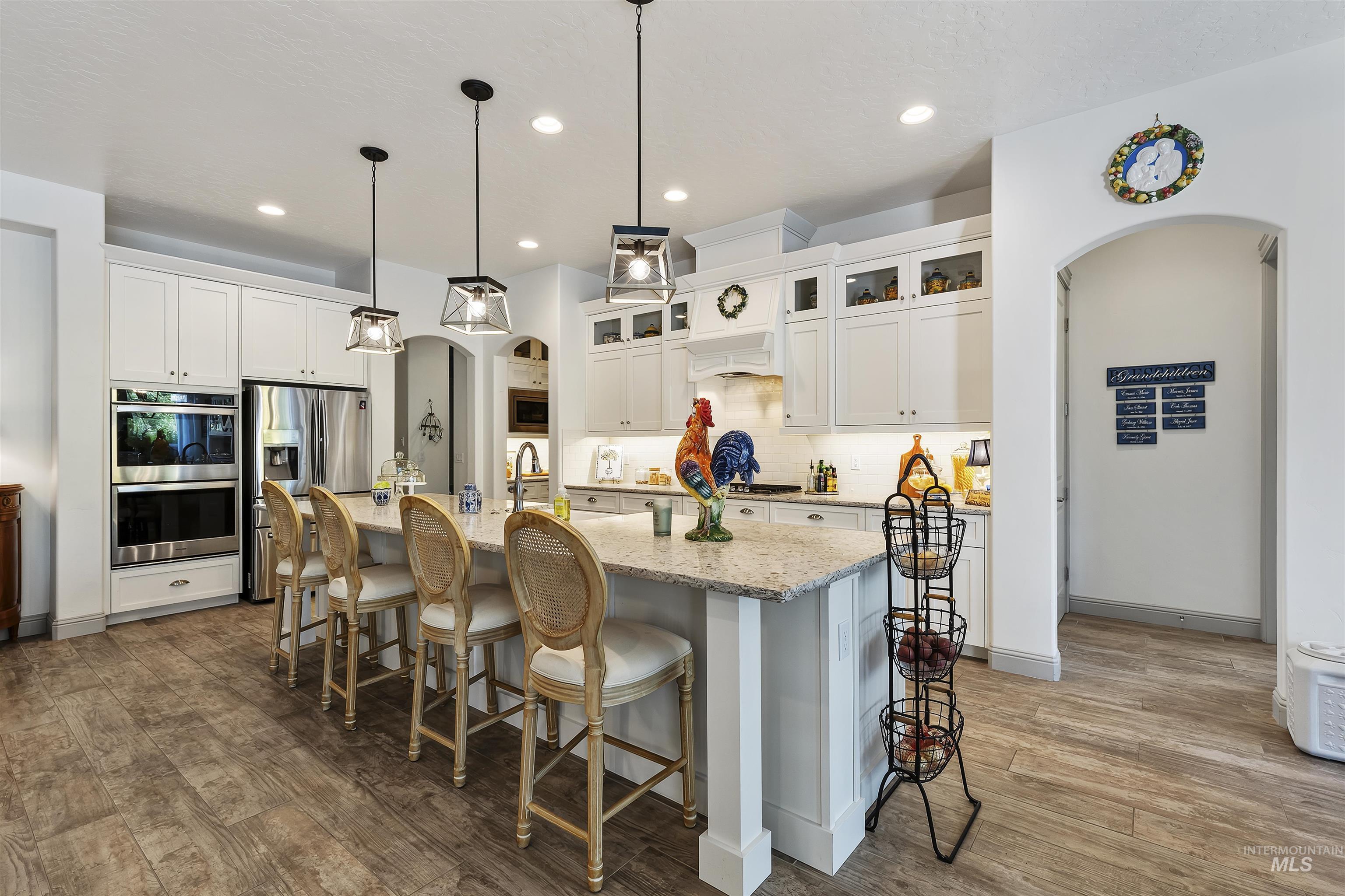 5853 W Venetian Dr, Eagle, Idaho 83616, 5 Bedrooms, 4.5 Bathrooms, Residential For Sale, Price $1,350,000,MLS 98996009
