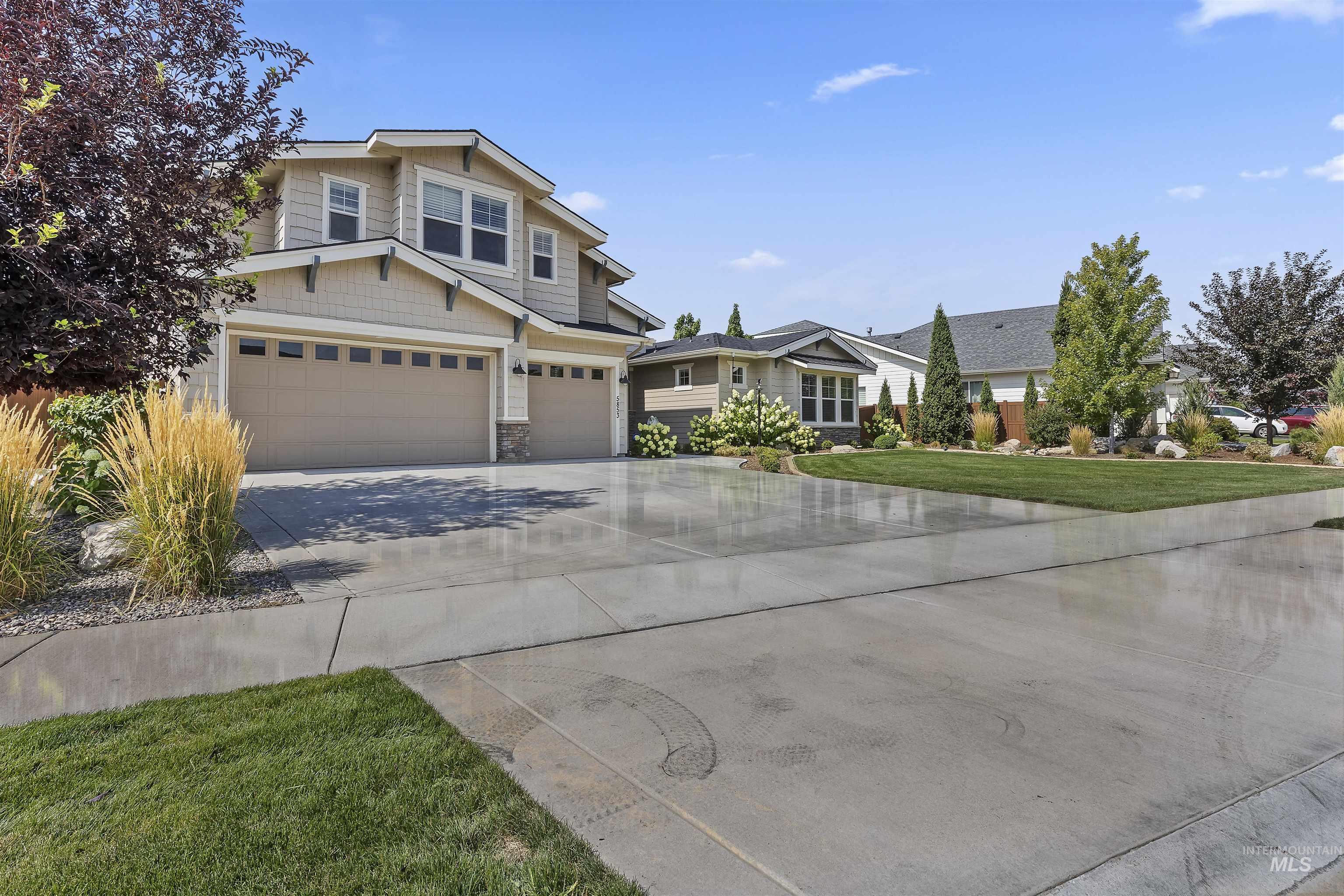 5853 W Venetian Dr, Eagle, Idaho 83616, 5 Bedrooms, 4.5 Bathrooms, Residential For Sale, Price $1,350,000,MLS 98996009