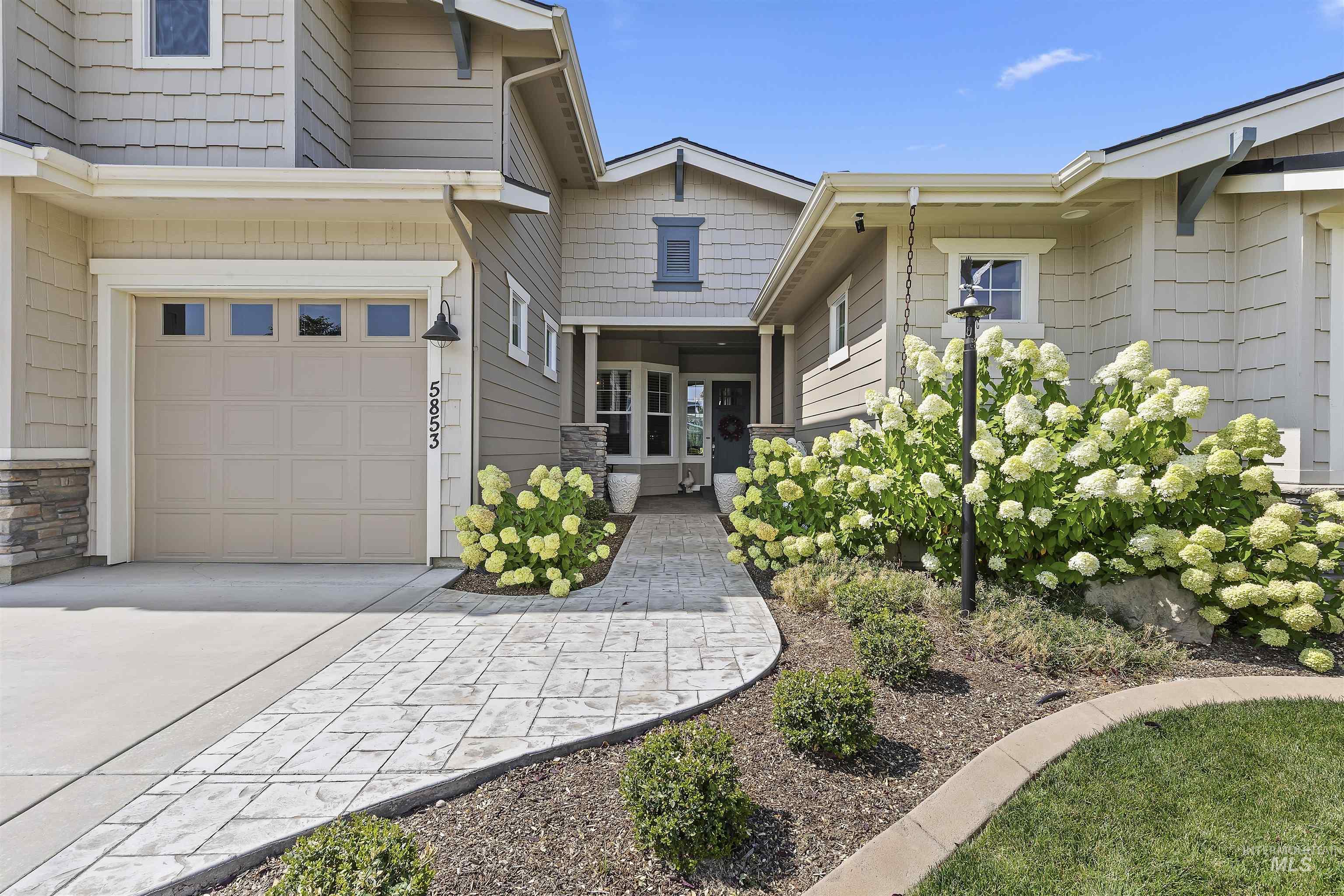 5853 W Venetian Dr, Eagle, Idaho 83616, 5 Bedrooms, 4.5 Bathrooms, Residential For Sale, Price $1,350,000,MLS 98996009