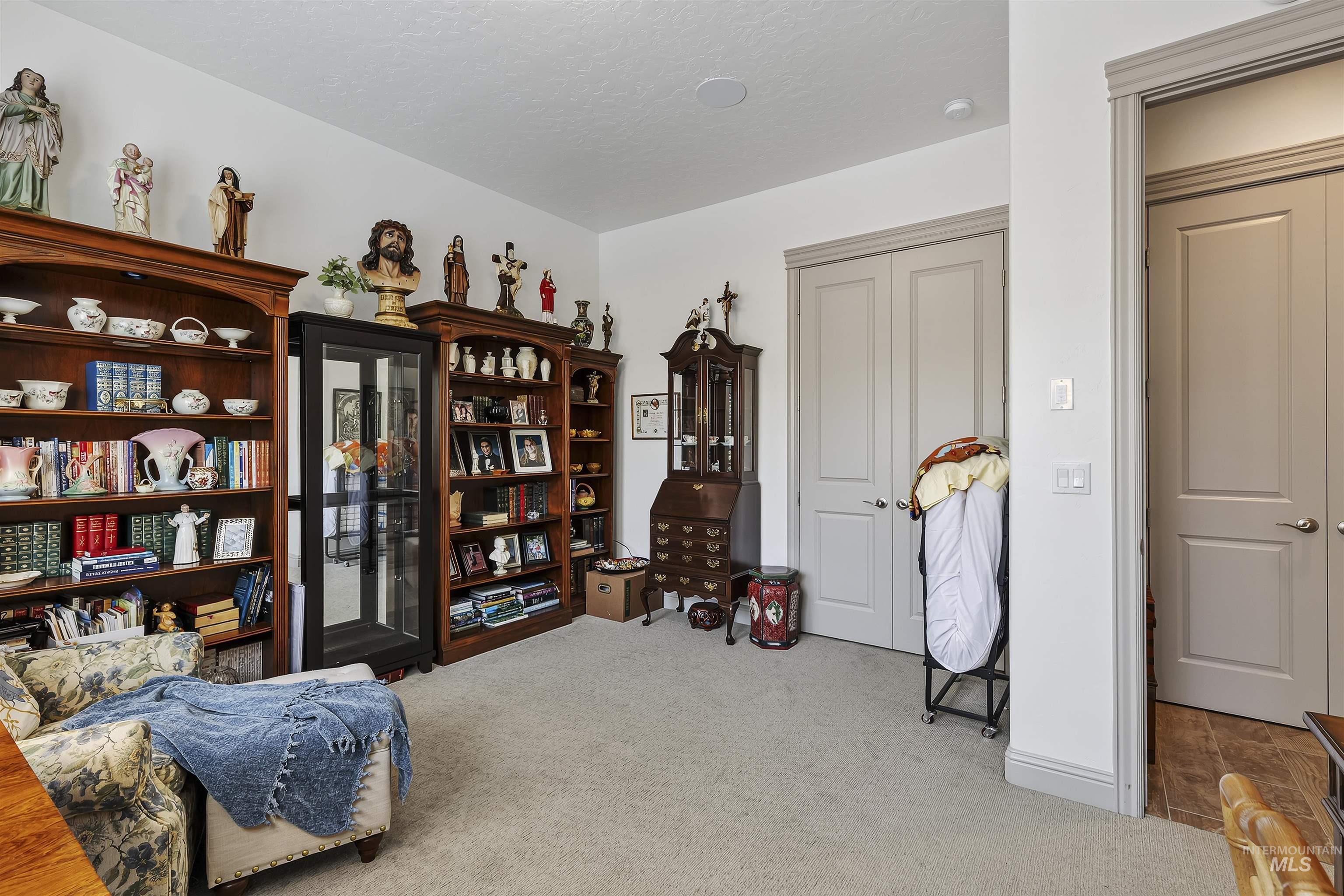 5853 W Venetian Dr, Eagle, Idaho 83616, 5 Bedrooms, 4.5 Bathrooms, Residential For Sale, Price $1,350,000,MLS 98996009