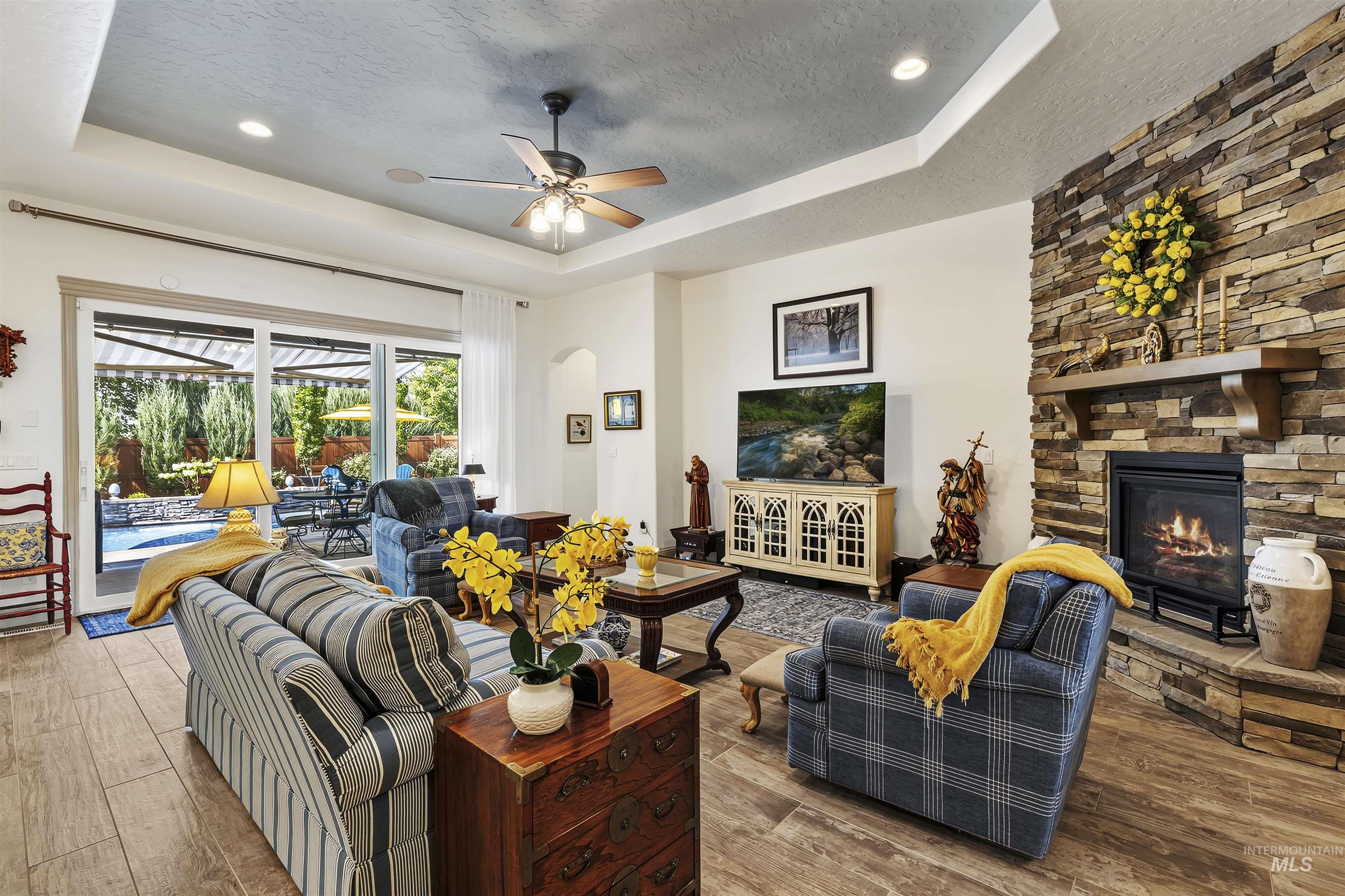 5853 W Venetian Dr, Eagle, Idaho 83616, 5 Bedrooms, 4.5 Bathrooms, Residential For Sale, Price $1,350,000,MLS 98996009