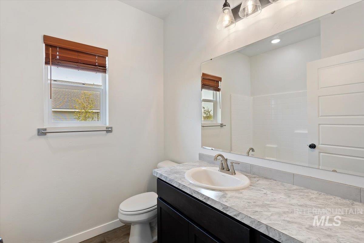 7010 W W Grand Rapids Dr, Meridian, Idaho 83646, 3 Bedrooms, 2 Bathrooms, Residential For Sale, Price $494,990,MLS 98996037