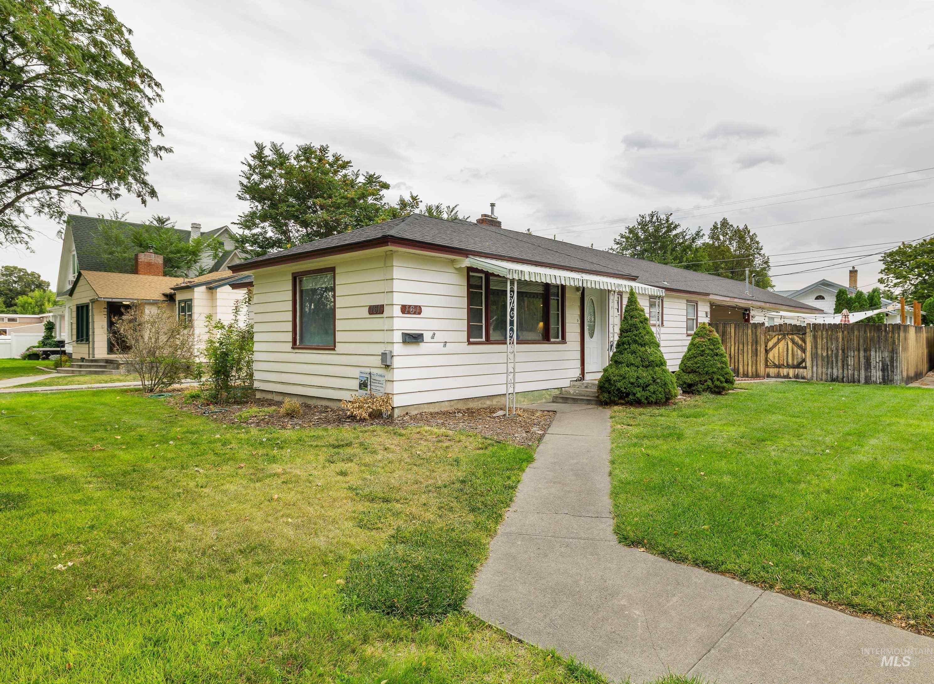 161 8th Ave E, Twin Falls, Idaho 83301, 4 Bedrooms, 2.5 Bathrooms, Residential For Sale, Price $363,000,MLS 98996059