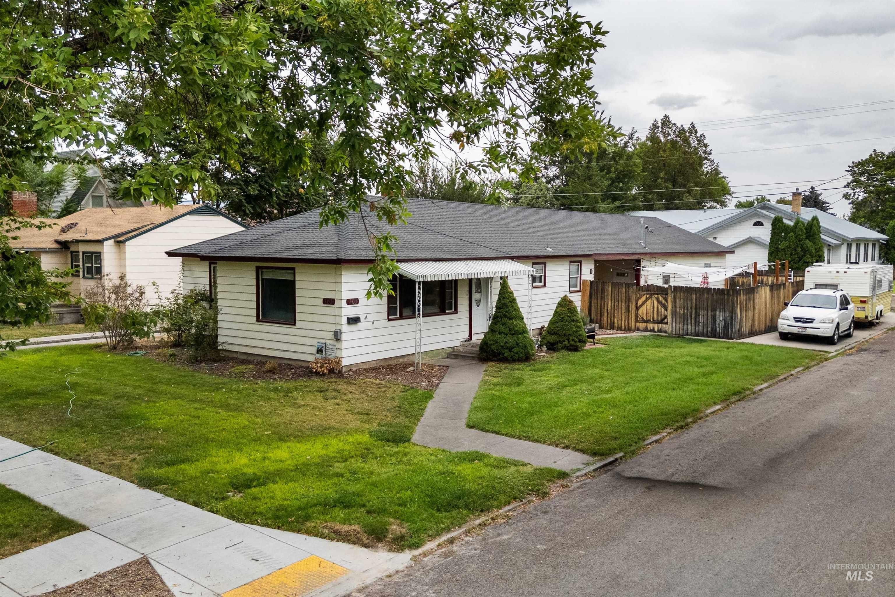 161 8th Ave E, Twin Falls, Idaho 83301, 4 Bedrooms, 2.5 Bathrooms, Residential For Sale, Price $363,000,MLS 98996059