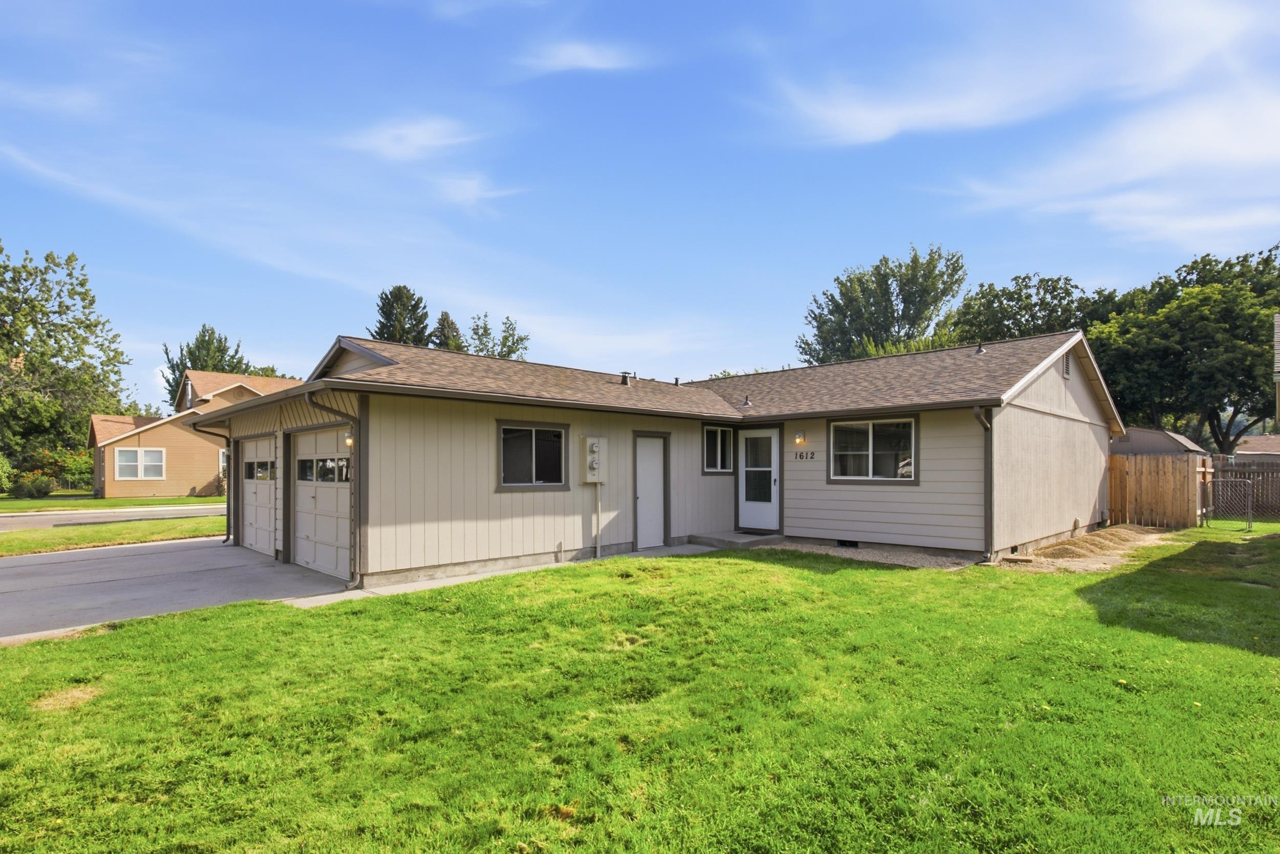 1610 / 1612 S Londoner Ave, Boise, Idaho 83706, 2 Bedrooms, 1 Bathroom, Residential Income For Sale, Price $575,000,MLS 98996060