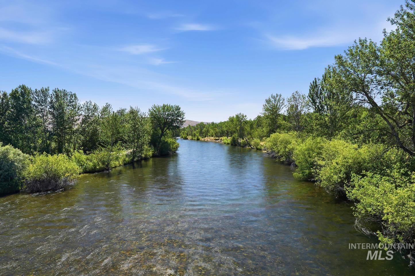 1610 S Londoner Ave, Boise, Idaho 83706, 2 Bedrooms, 1 Bathroom, Residential Income For Sale, Price $595,000, 98996060