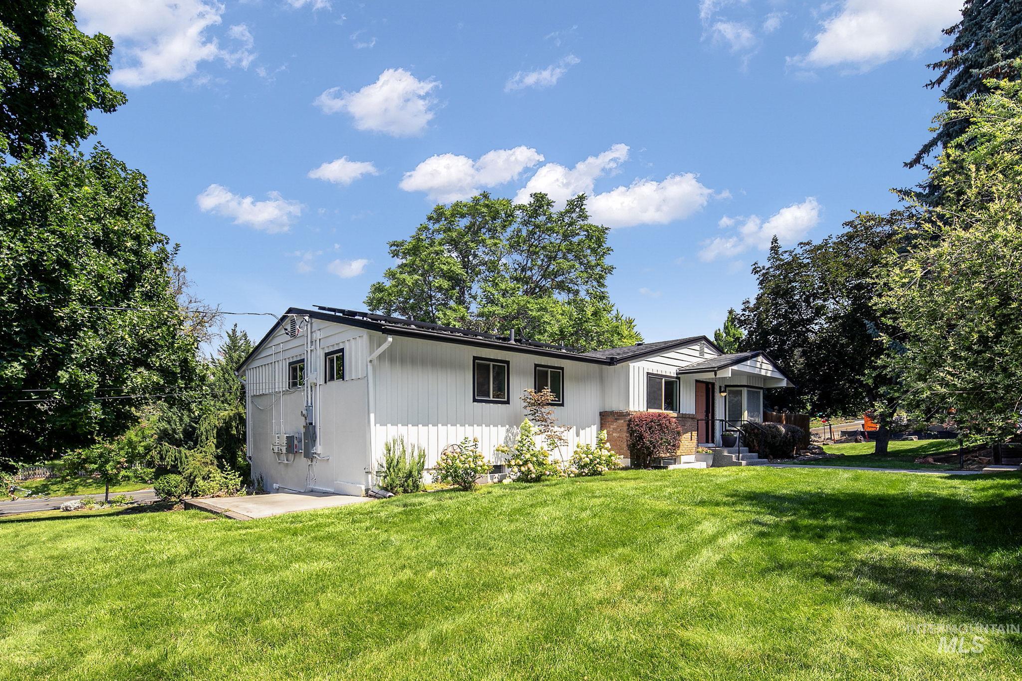 820 N Argyll Dr, Boise, Idaho 83702, 4 Bedrooms, 3 Bathrooms, Residential For Sale, Price $1,125,000,MLS 98996062