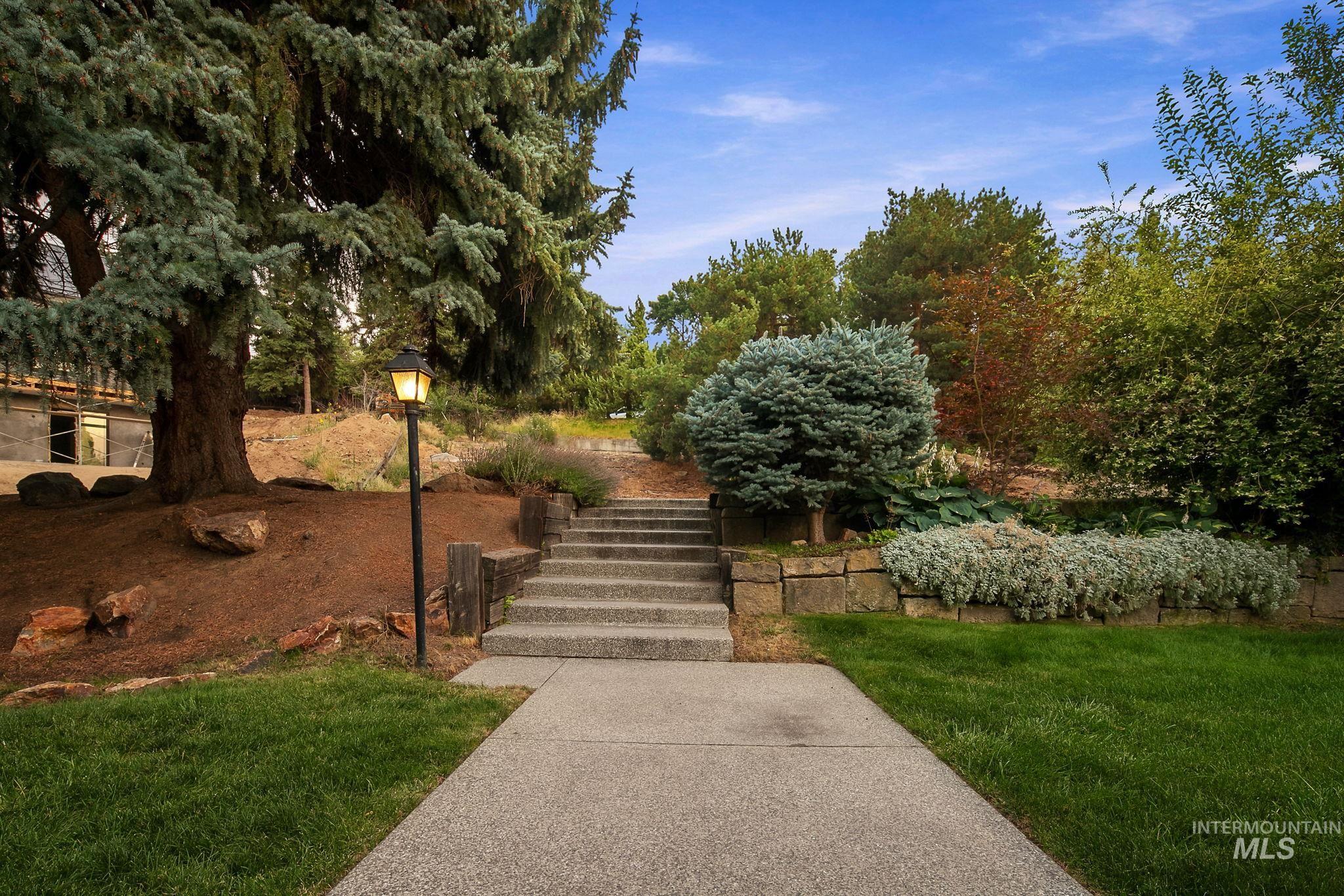 820 N Argyll Dr, Boise, Idaho 83702, 4 Bedrooms, 3 Bathrooms, Residential For Sale, Price $1,125,000,MLS 98996062
