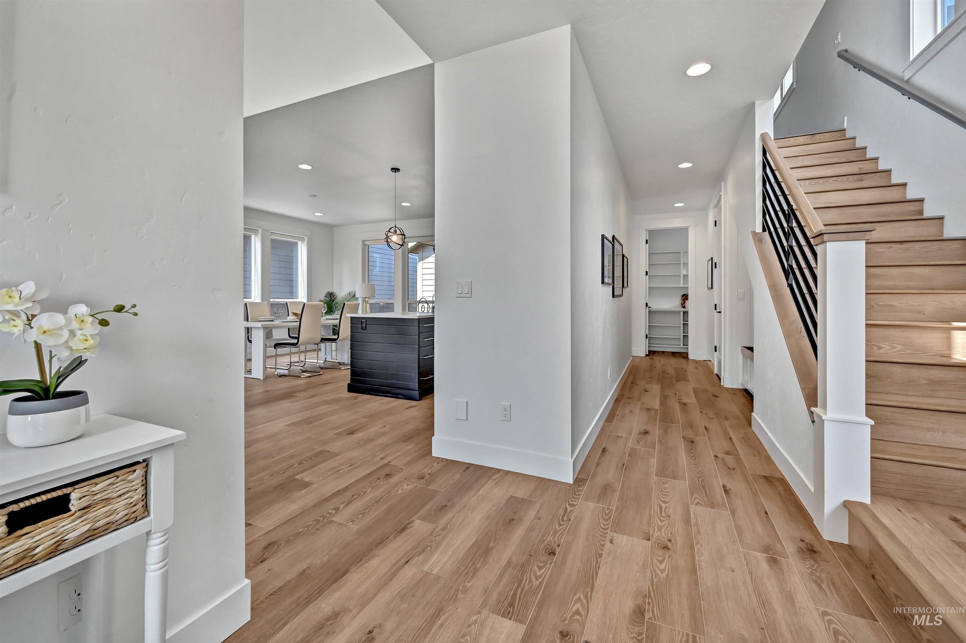 11635 N 24th Ave, Boise, Idaho 83714, 3 Bedrooms, 2.5 Bathrooms, Residential For Sale, Price $738,900, 98996069