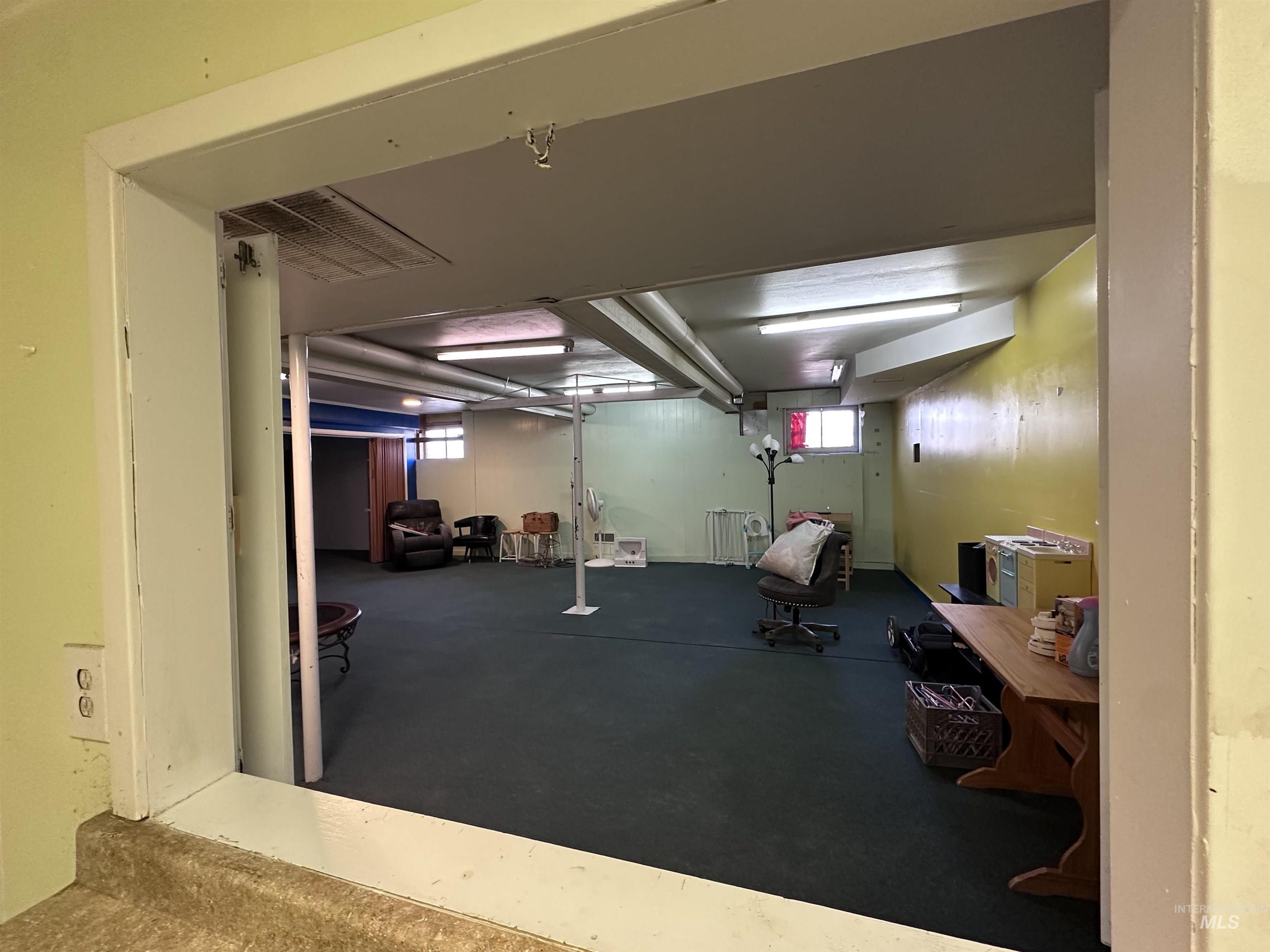 125 E 2nd St, Emmett, Idaho 83617, Business/Commercial For Sale, Price $350,000,MLS 98996072