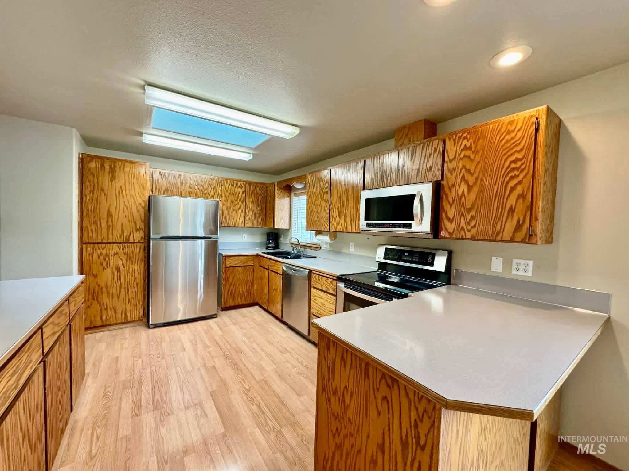 1929 Birch Ave, Lewiston, Idaho 83501, 3 Bedrooms, 3 Bathrooms, Residential For Sale, Price $435,000,MLS 98996084