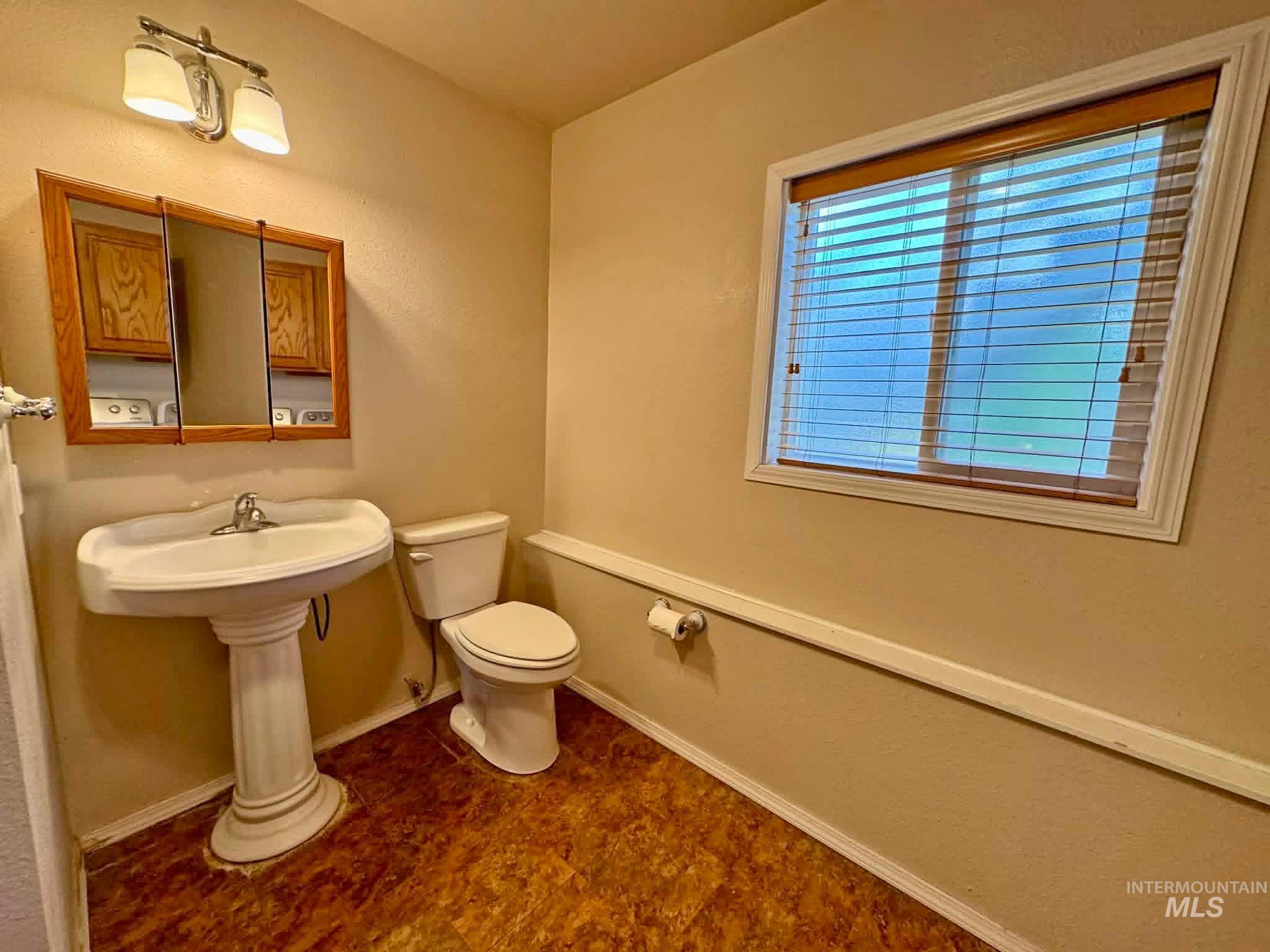 1929 Birch Ave, Lewiston, Idaho 83501, 3 Bedrooms, 3 Bathrooms, Residential For Sale, Price $435,000,MLS 98996084