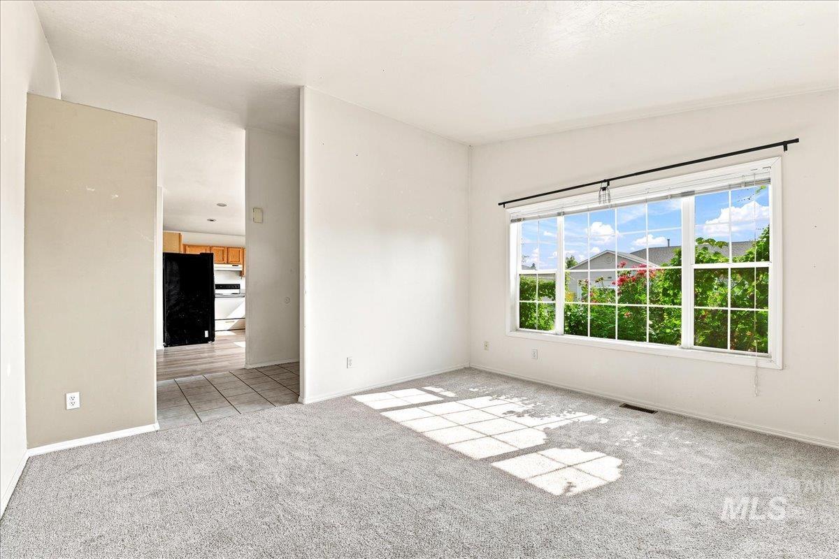1921 Arcata Way, Ontario, Oregon 97914, 2 Bedrooms, 2 Bathrooms, Residential Income For Sale, Price $390,000, 98996085