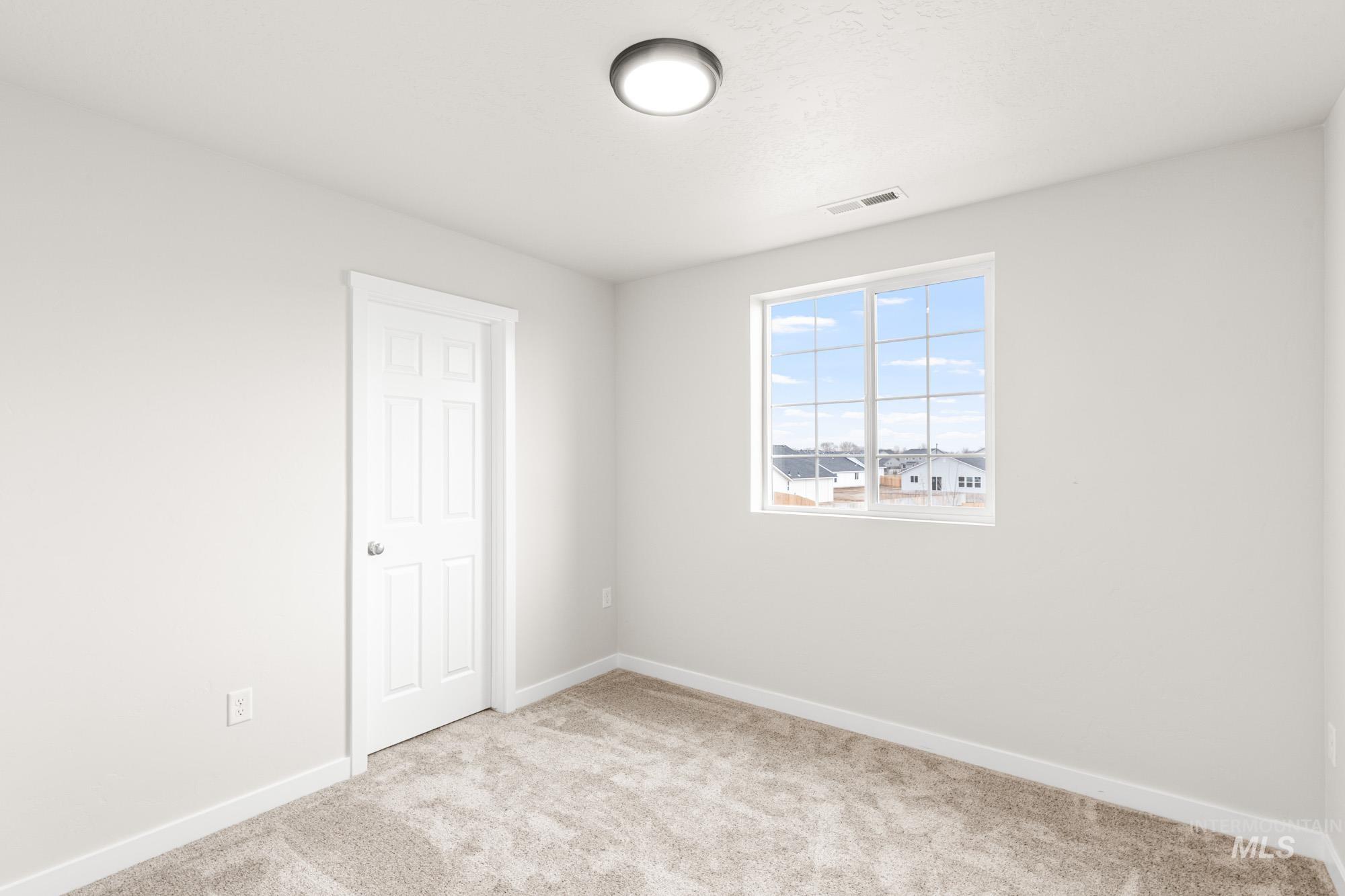 643 W Novak Dr, Emmett, Idaho 83617, 4 Bedrooms, 2.5 Bathrooms, Residential For Sale, Price $464,990,MLS 98996095