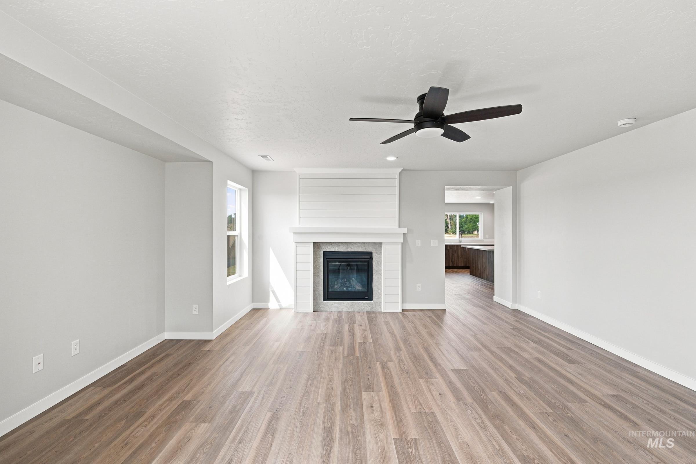 405 Miner Ave, Middleton, Idaho 83644, 5 Bedrooms, 2.5 Bathrooms, Residential For Sale, Price $529,990,MLS 98996098