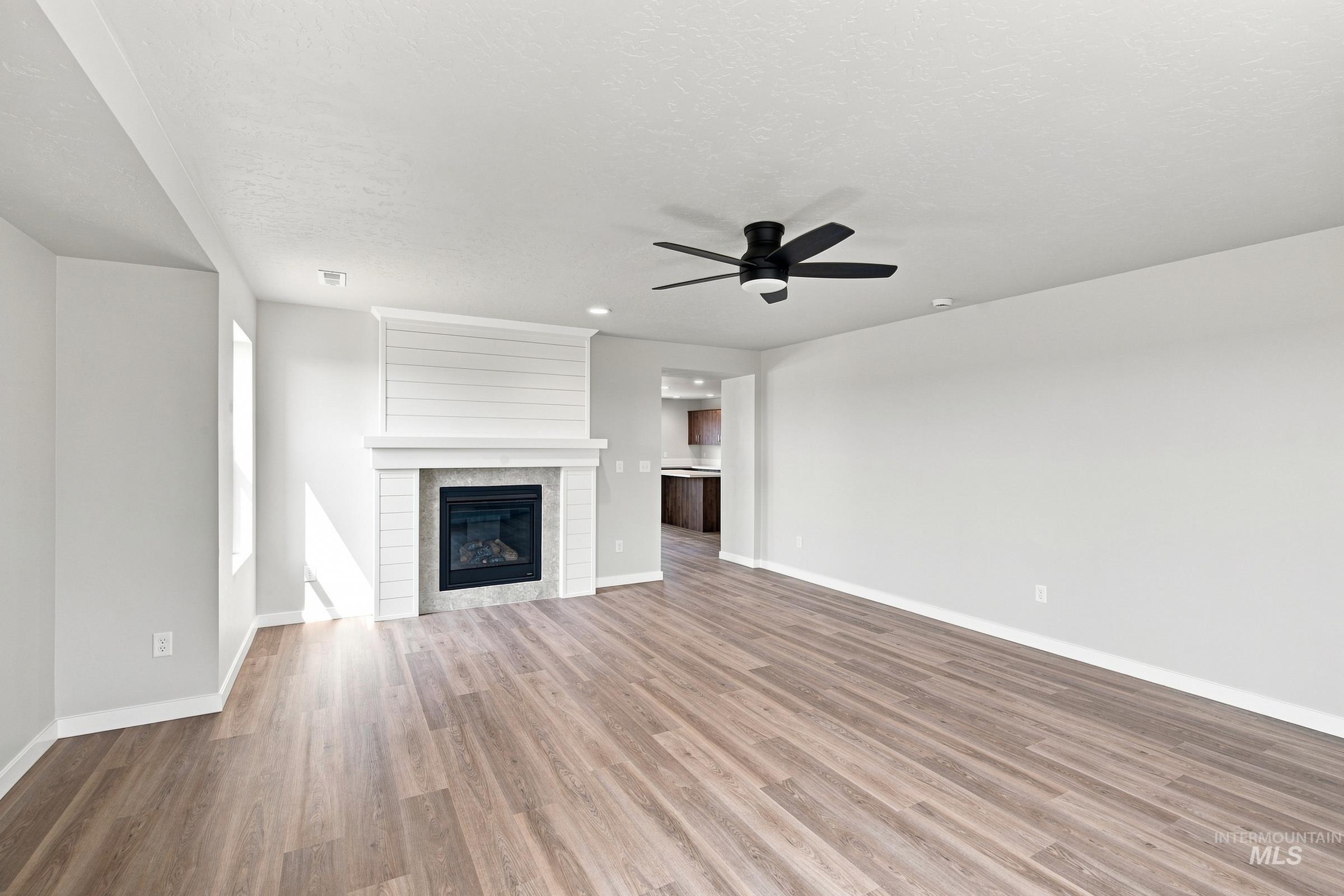 405 Miner Ave, Middleton, Idaho 83644, 5 Bedrooms, 2.5 Bathrooms, Residential For Sale, Price $529,990,MLS 98996098