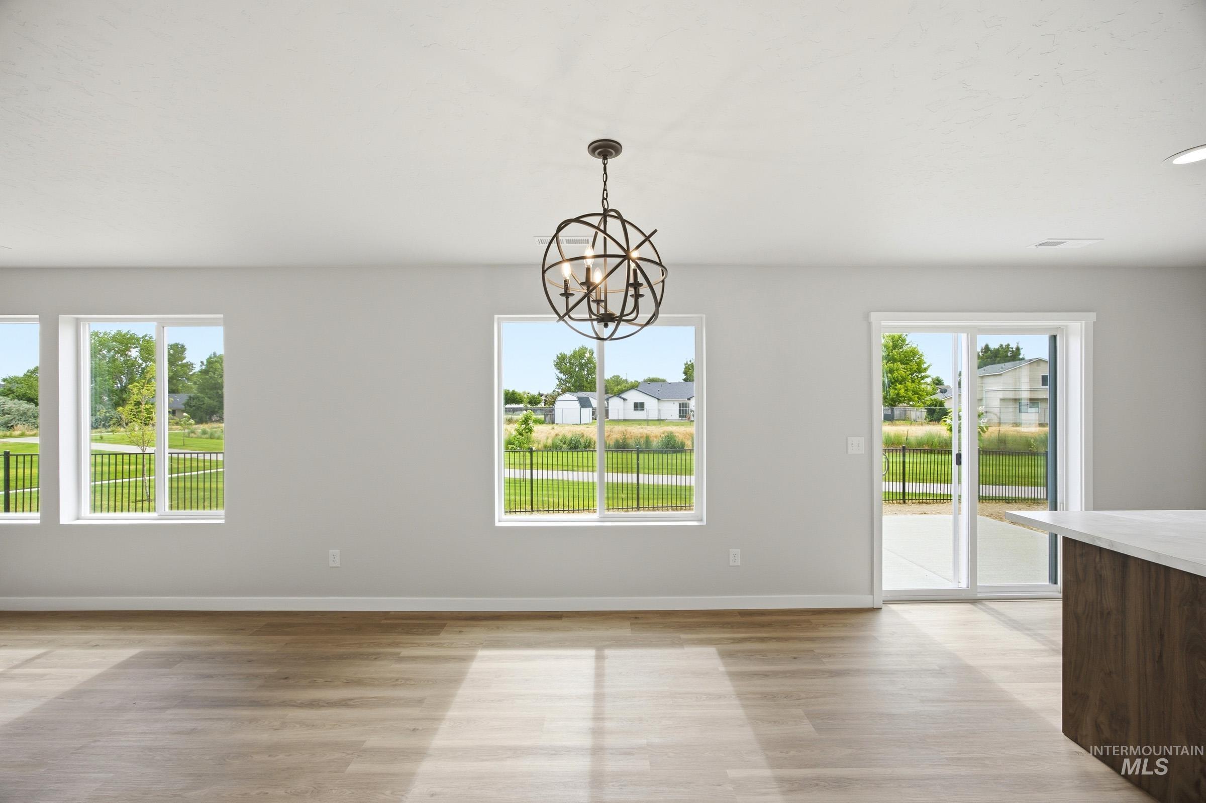1680 Gyrfalcon St, Middleton, Idaho 83644, 4 Bedrooms, 2.5 Bathrooms, Residential For Sale, Price $444,990,MLS 98996100