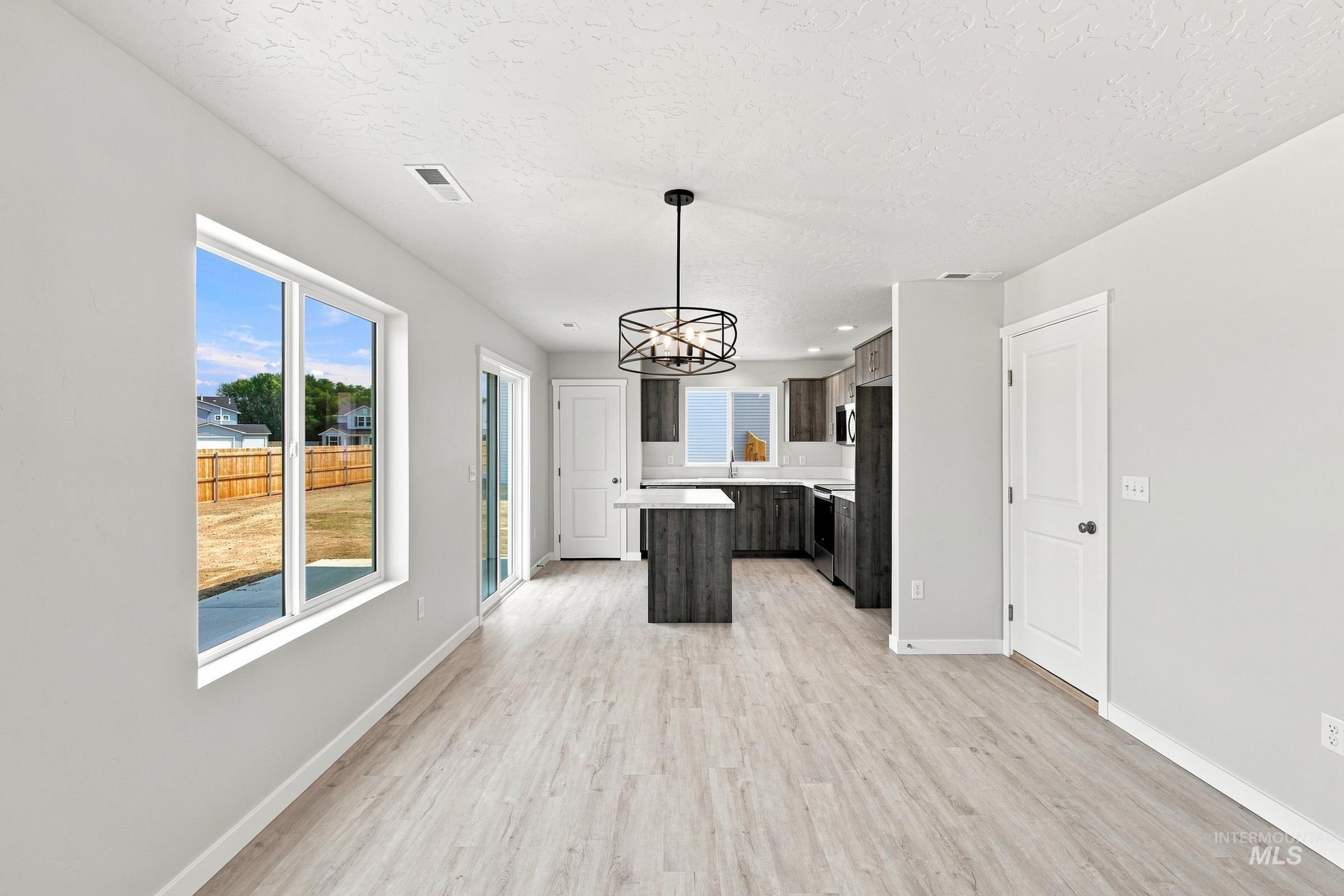 1680 Gyrfalcon St, Middleton, Idaho 83644, 4 Bedrooms, 2.5 Bathrooms, Residential For Sale, Price $444,990,MLS 98996100
