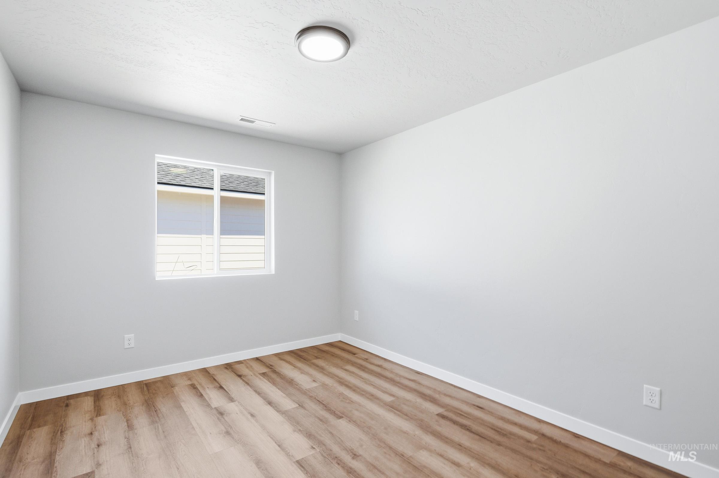 9458 W Blazing Star St, Nampa, Idaho 83687, 3 Bedrooms, 2 Bathrooms, Residential For Sale, Price $434,990,MLS 98996102