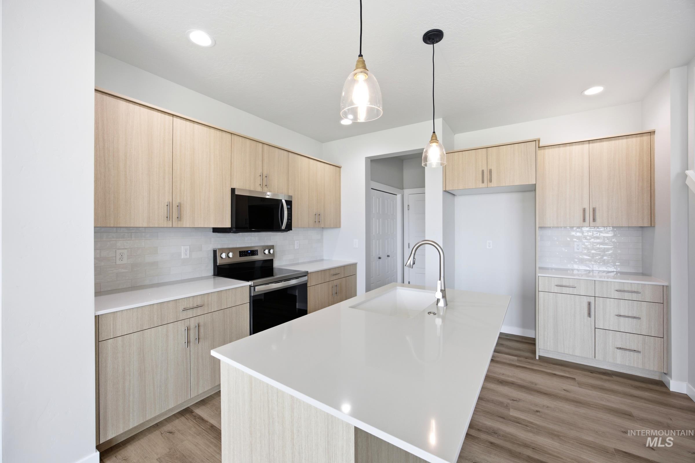 1485 W Braden Dr, Meridian, Idaho 83642, 3 Bedrooms, 2.5 Bathrooms, Residential For Sale, Price $454,990,MLS 98996116