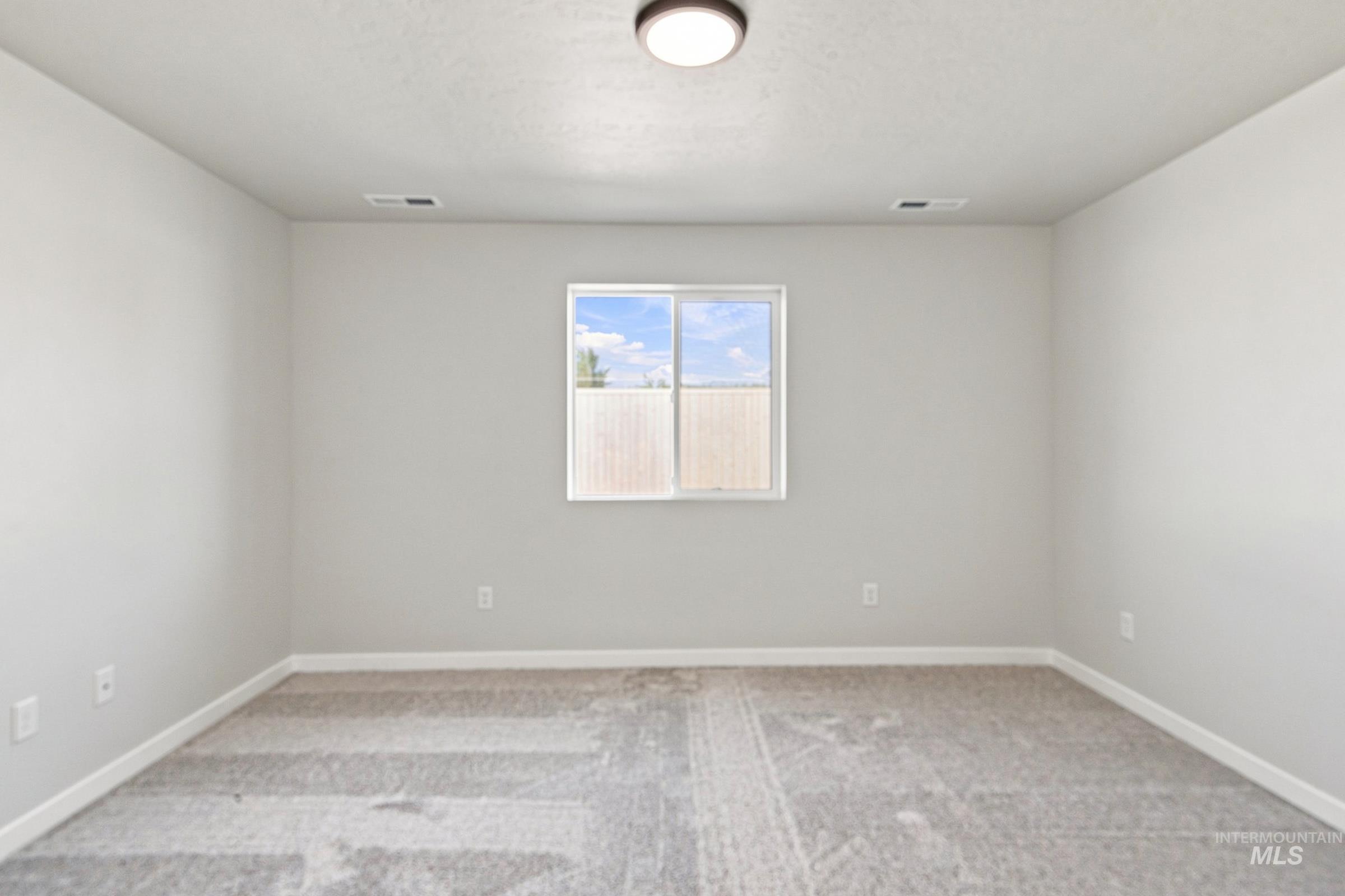 337 N Tideberry Ave, Kuna, Idaho 83634, 3 Bedrooms, 2 Bathrooms, Residential For Sale, Price $399,990,MLS 98996126