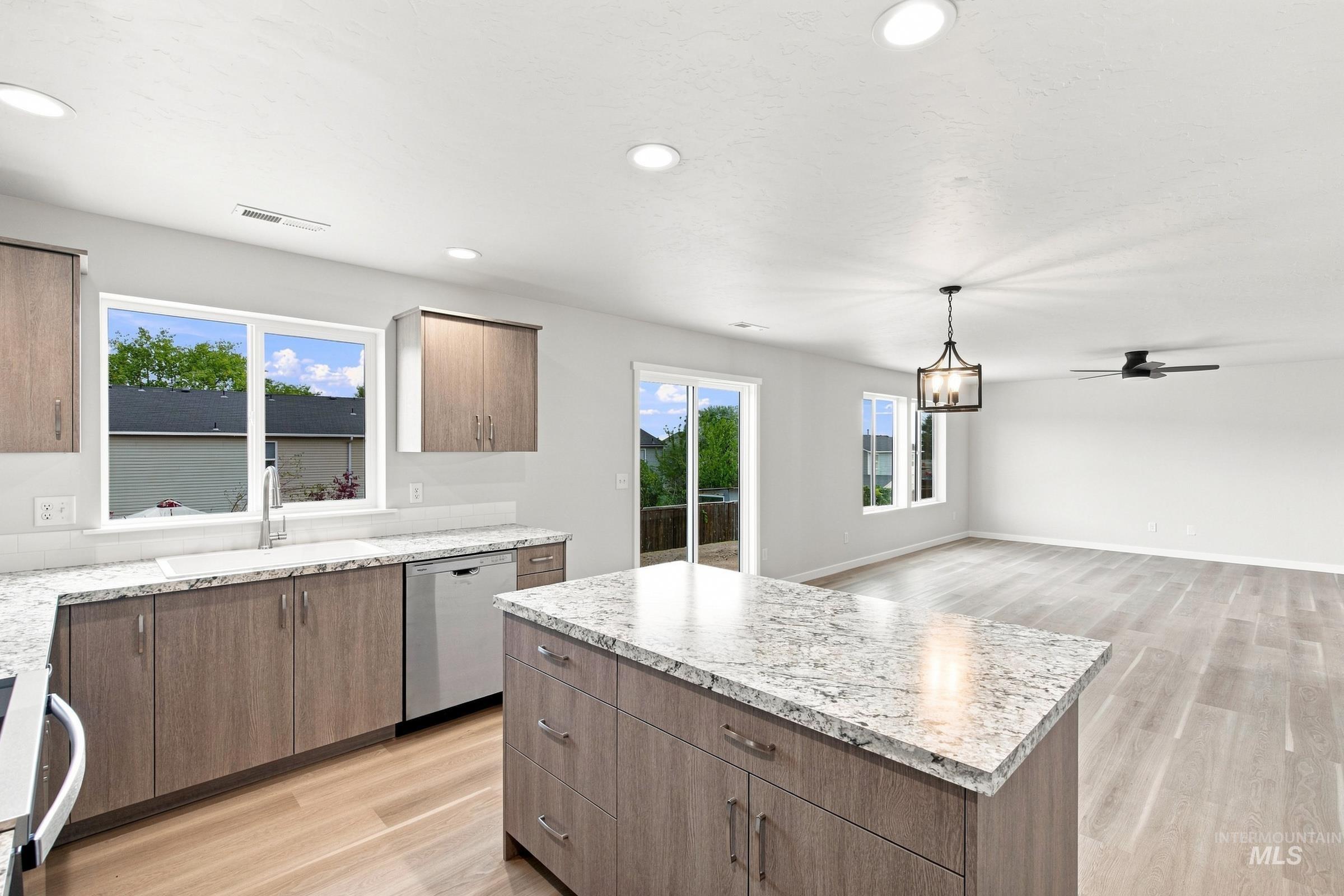 14080 Shiny Spruce St, Caldwell, Idaho 83607, 4 Bedrooms, 2.5 Bathrooms, Residential For Sale, Price $449,990,MLS 98996127