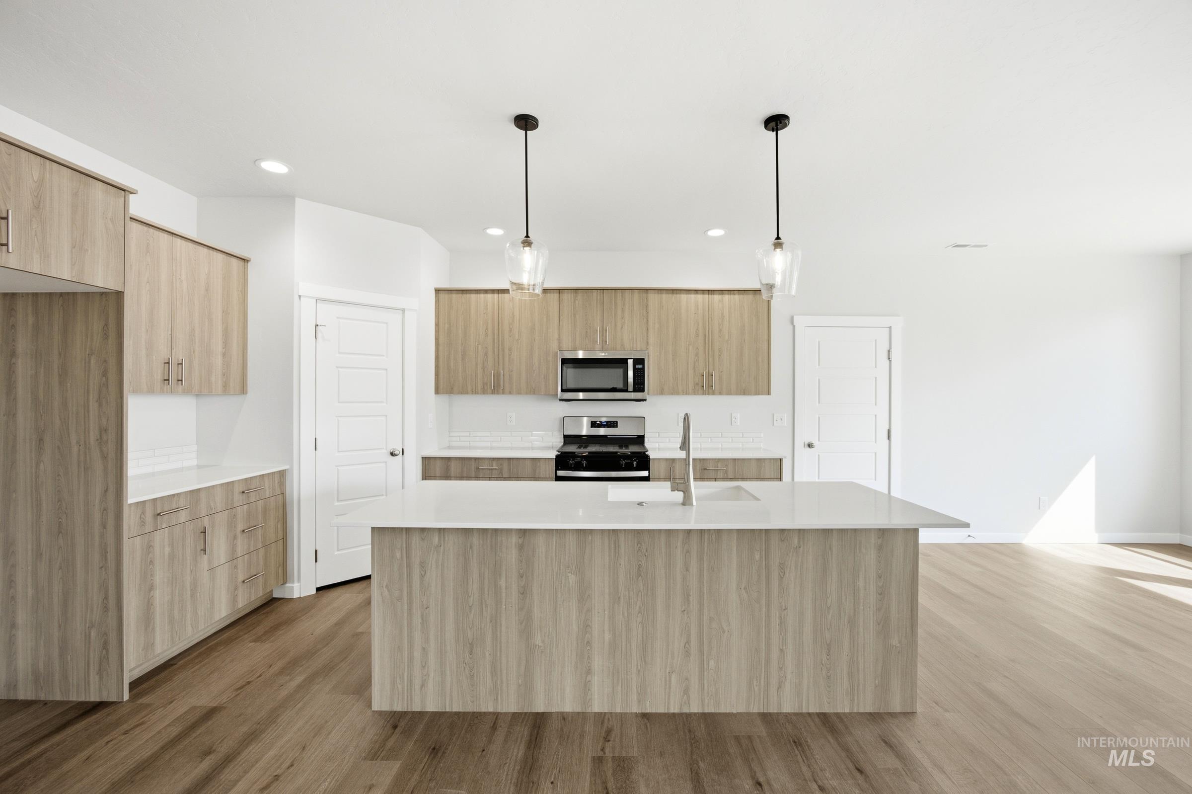 15368 Albatross Ave, Nampa, Idaho 83651, 4 Bedrooms, 2.5 Bathrooms, Residential For Sale, Price $539,990,MLS 98996133