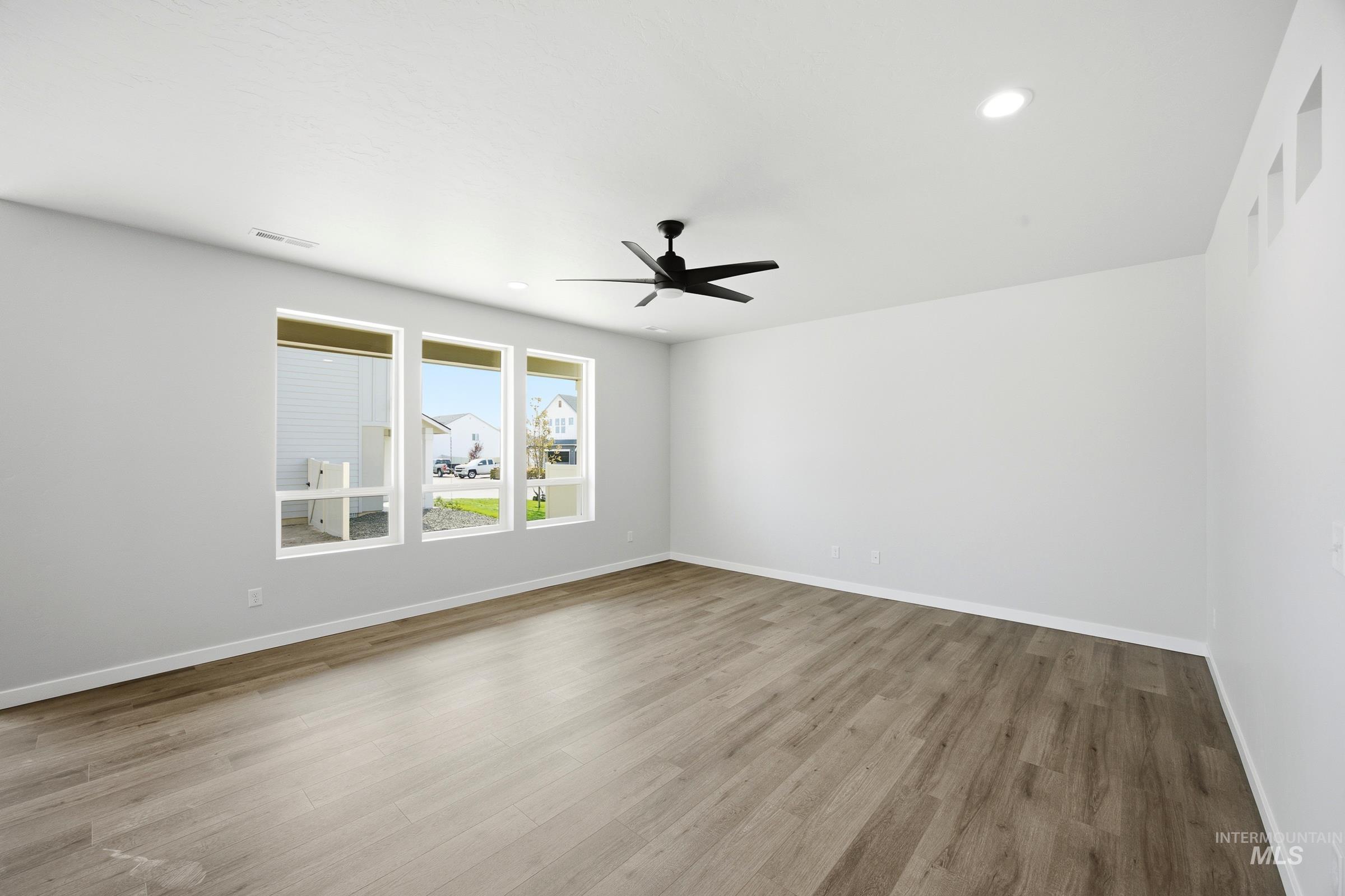 15368 Albatross Ave, Nampa, Idaho 83651, 4 Bedrooms, 2.5 Bathrooms, Residential For Sale, Price $539,990,MLS 98996133