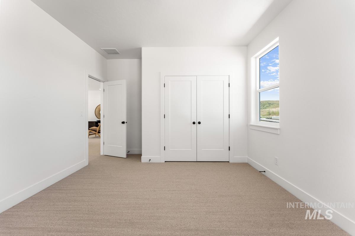 13320 N Spring Creek Way, Boise, Idaho 83714, 3 Bedrooms, 2.5 Bathrooms, Residential Income For Sale, Price $899,990,MLS 98996139