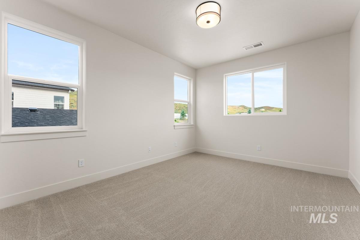 13338 N Spring Creek Way, Boise, Idaho 83714, 5 Bedrooms, 3.5 Bathrooms, Residential Income For Sale, Price $899,483,MLS 98996142