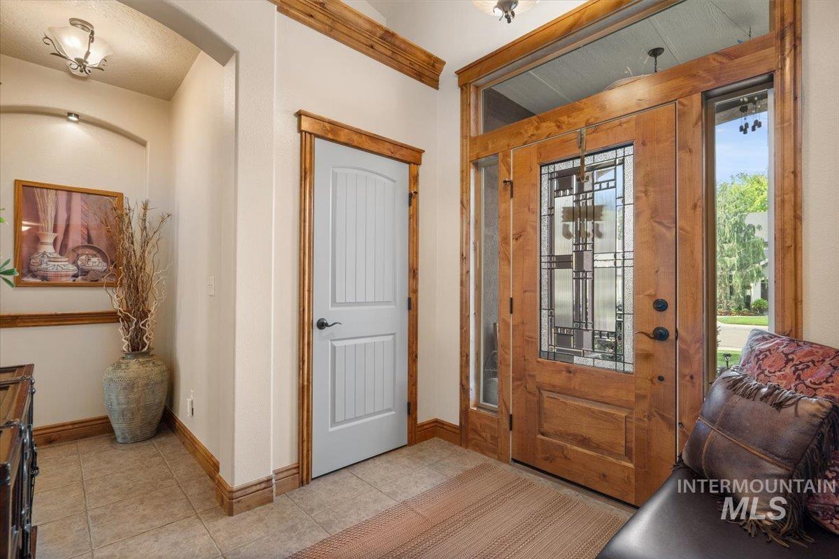 238 E Burney Glen Dr, Meridian, Idaho 83646, 2 Bedrooms, 2 Bathrooms, Residential For Sale, Price $599,900,MLS 98996146